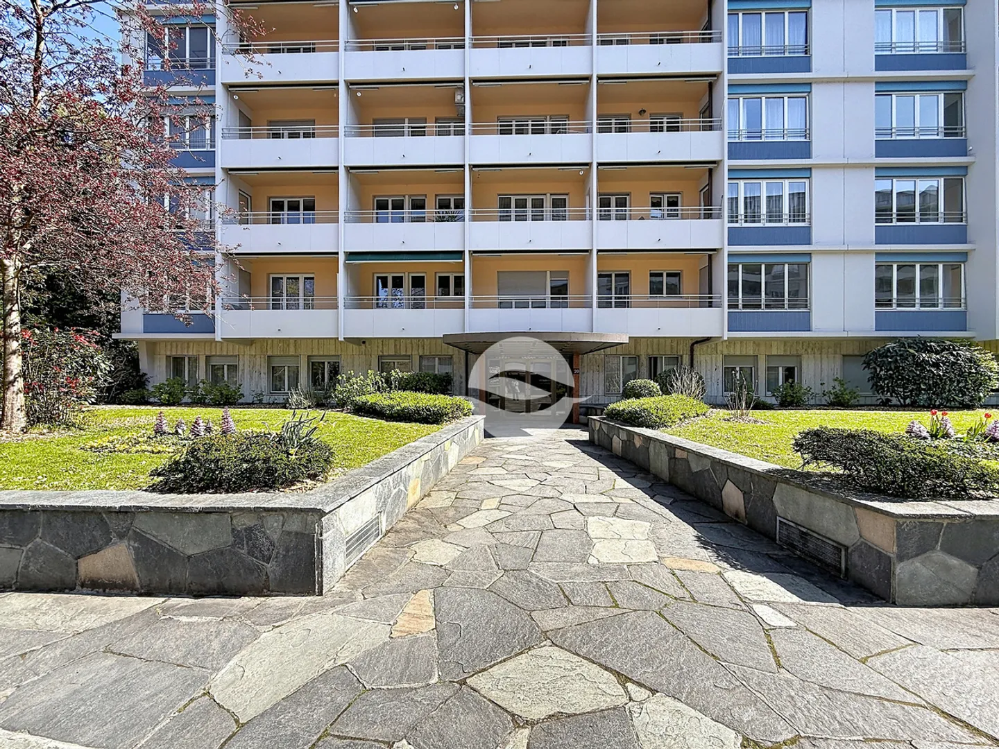 Magnifico appartamento di 5 locali (2 camere) nel cuore di Florissant - Foto 10 di 10