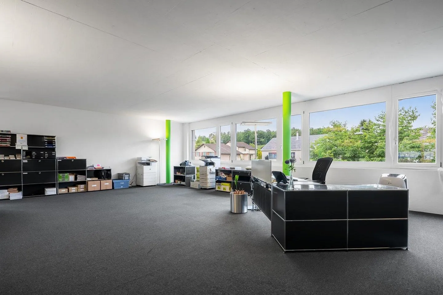 Spazio commerciale di prima classe per la tua azienda - Foto 2 di 8