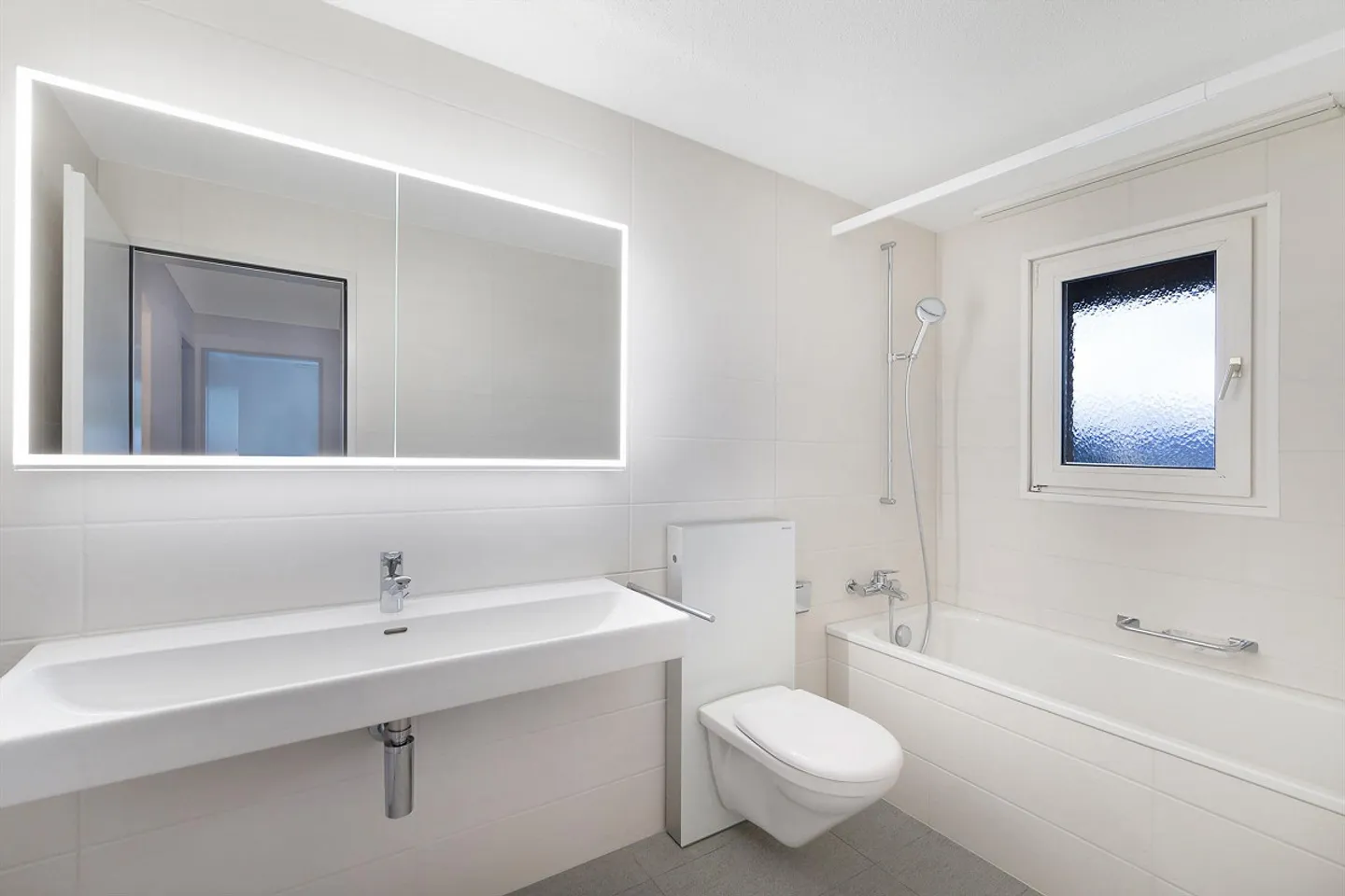 Sanierte 4.5 Wohnung in toller Wohngemeinde - Foto 3 von 5