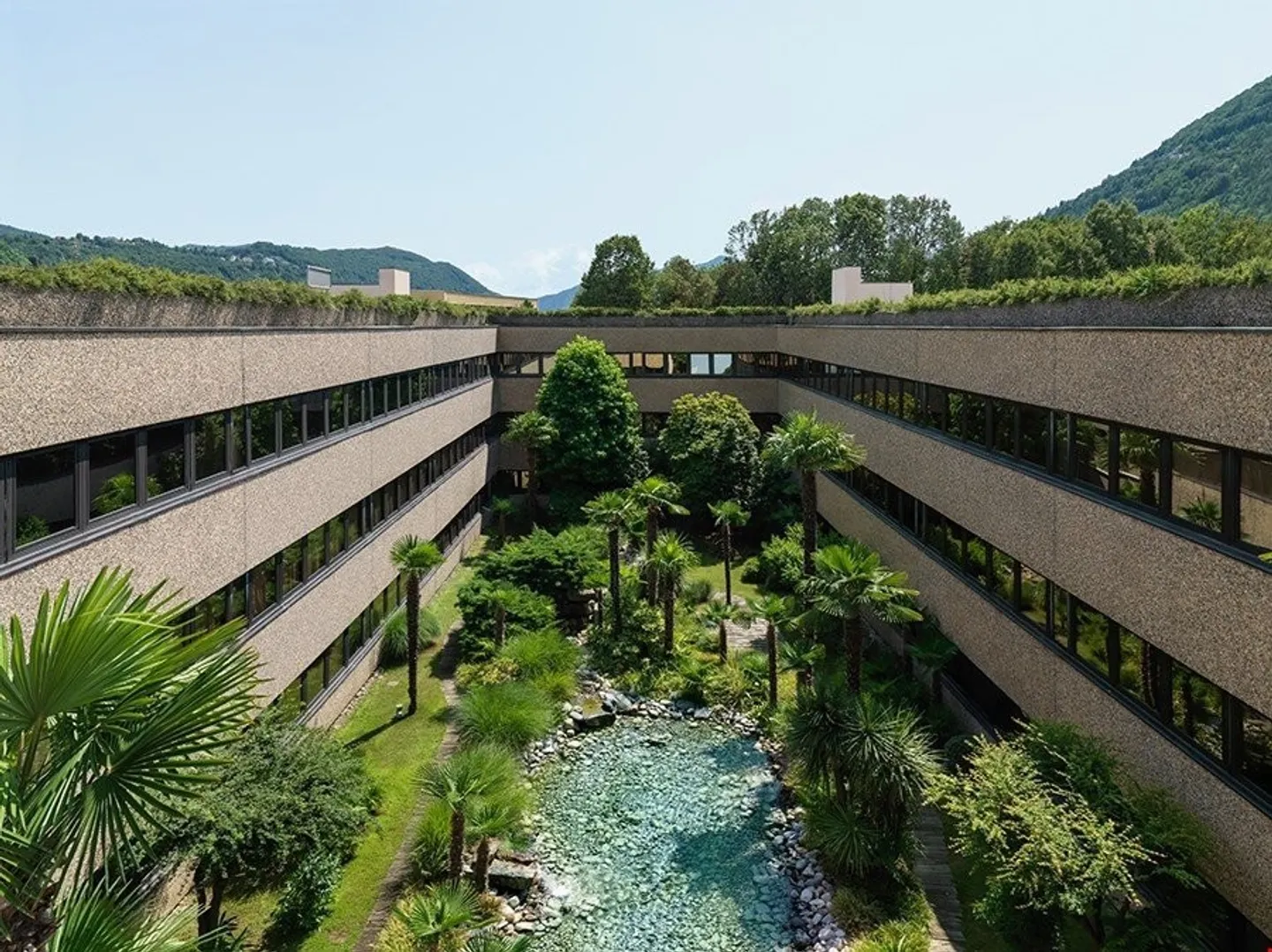 BIOGGIO - AFFITTASI AMPIO UFFICIO IN POSIZIONE STRATEGICA (rif. 013) - Foto 11 di 18