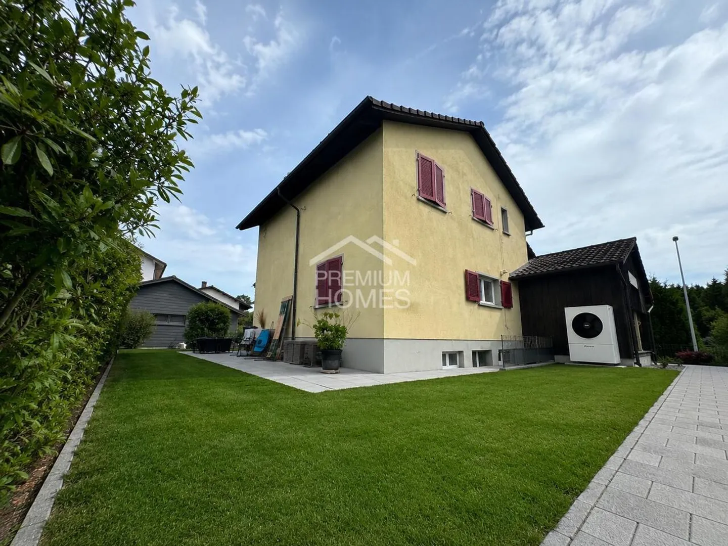 Incantevole casa unifamiliare in posizione tranquilla - Foto 3 di 7