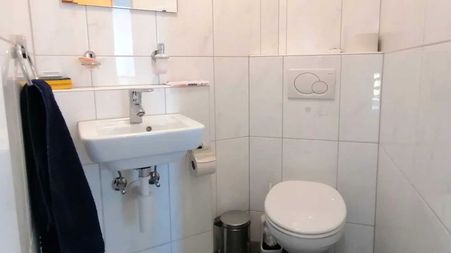 Appartamento familiare con giardino d'inverno incluso 2 posti auto sotterranei - Foto 2 di 17