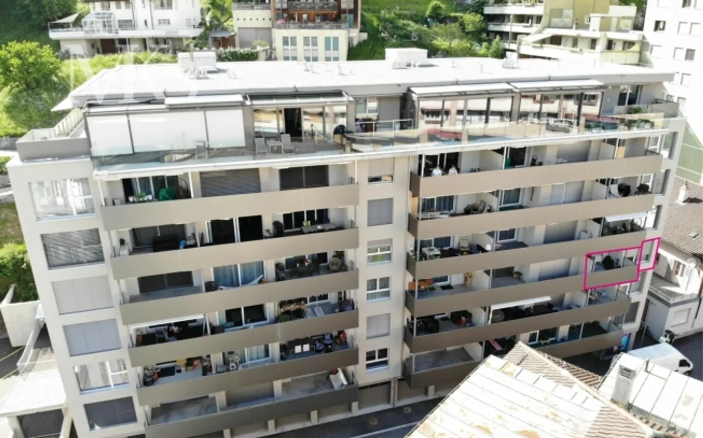 Ampio appartamento di 4,5 locali a Naters (133 m2) - Foto 2 di 14