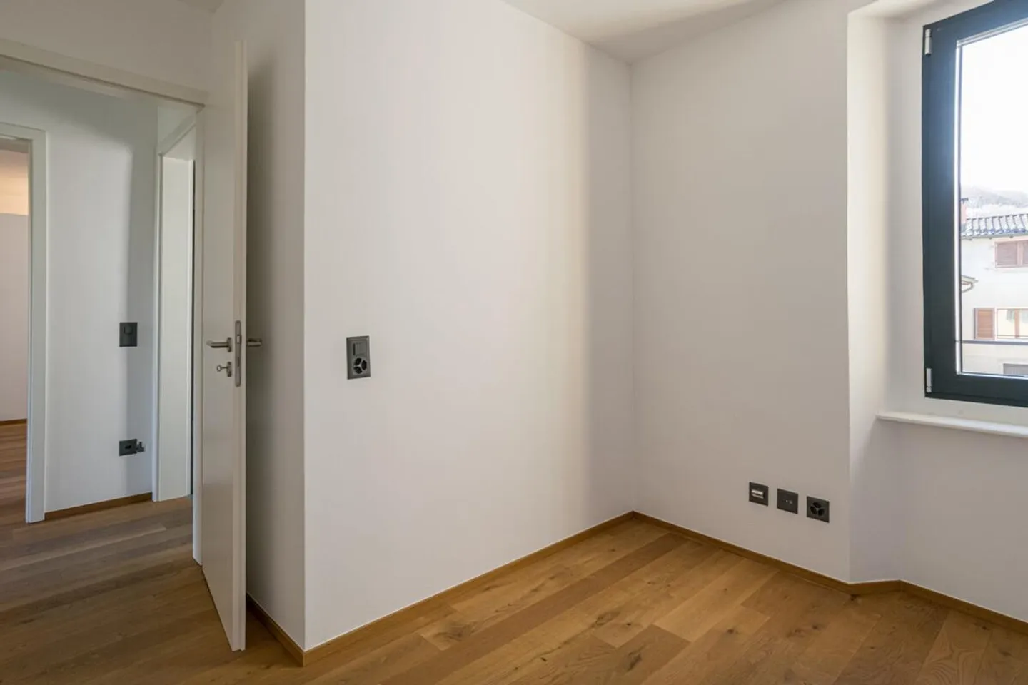 ARASIO / COLLINA D'ORO – LIVE A PIECE OF HISTORY - Photo 9 of 13