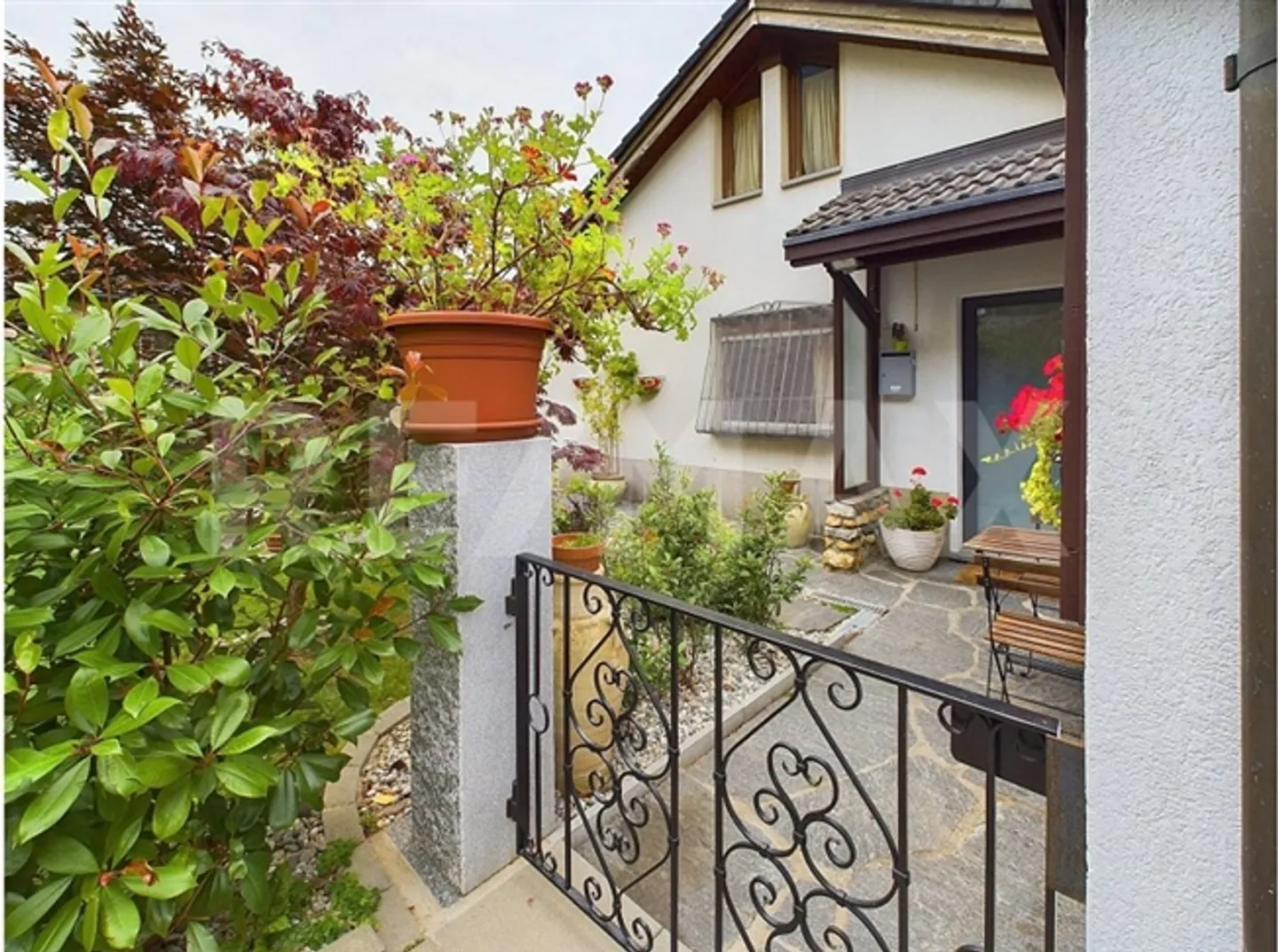 Maison individuelle spacieuse - Photo 8 sur 13