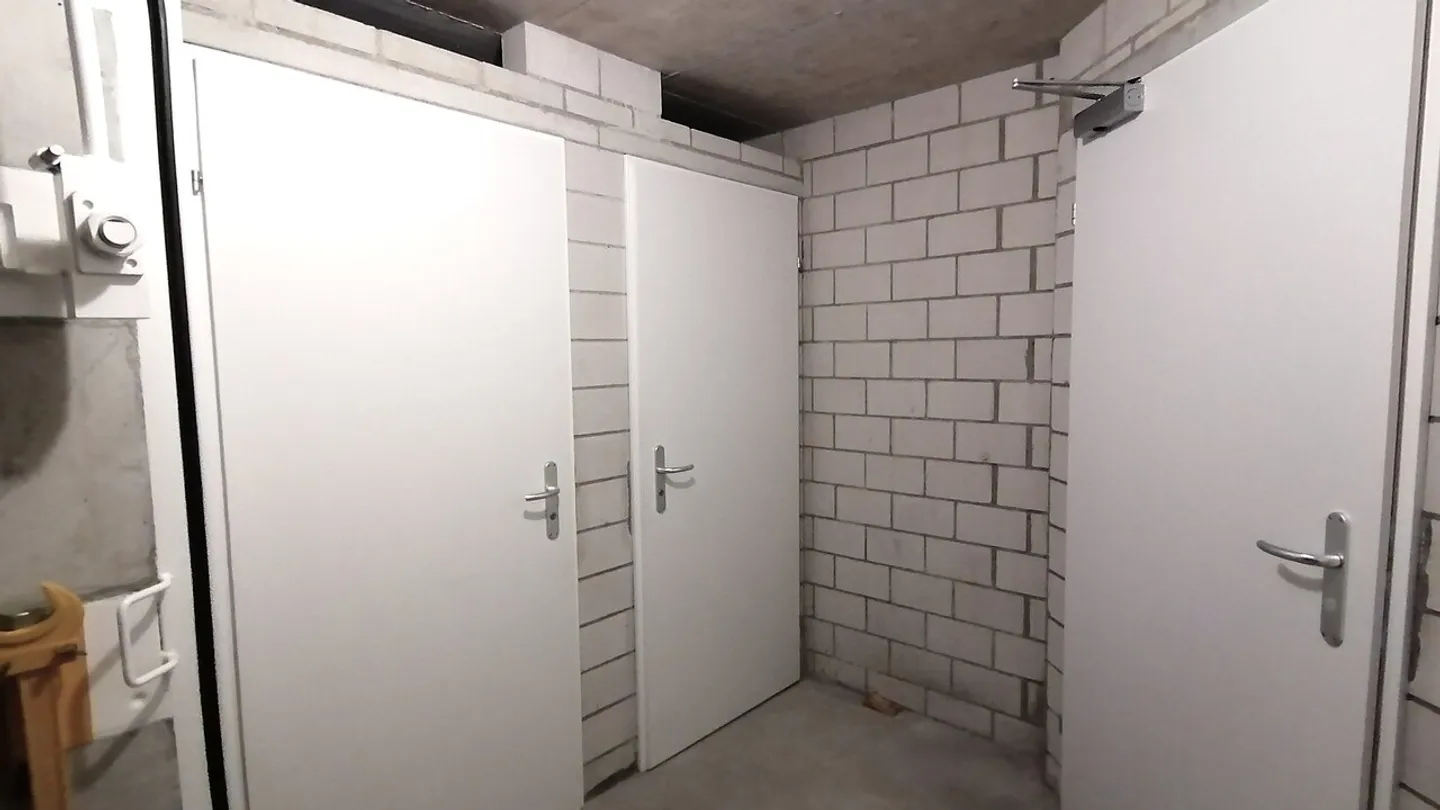 Appartamento familiare con giardino d'inverno incluso 2 posti auto sotterranei - Foto 13 di 17