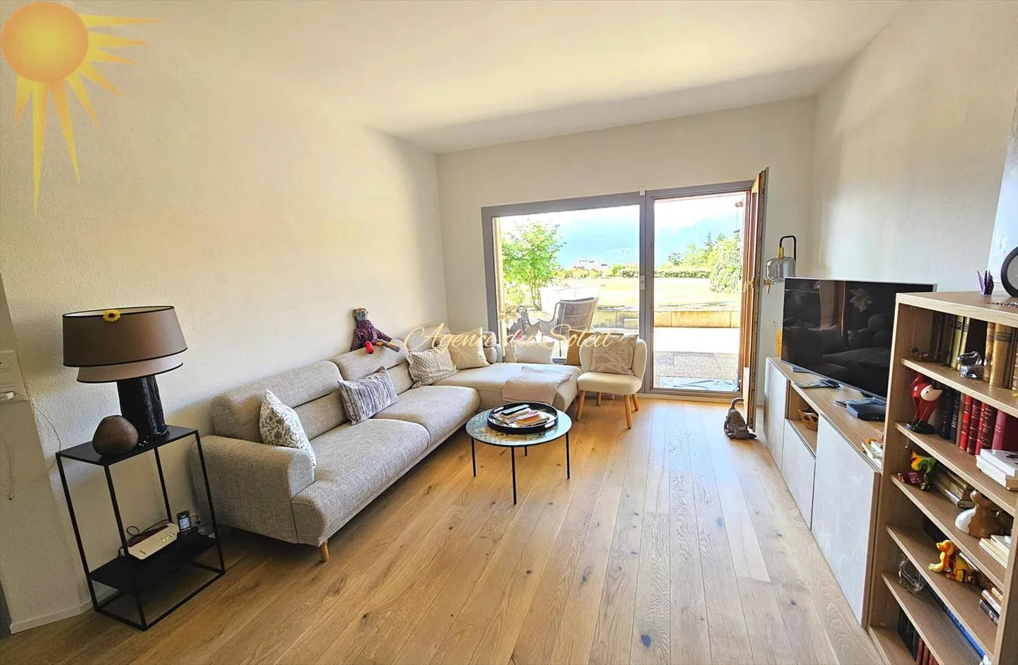 En exclusivité ! Charmant 2.5 pièces, rénové en 2024, avec une grande terrasse p - Photo 6 sur 13