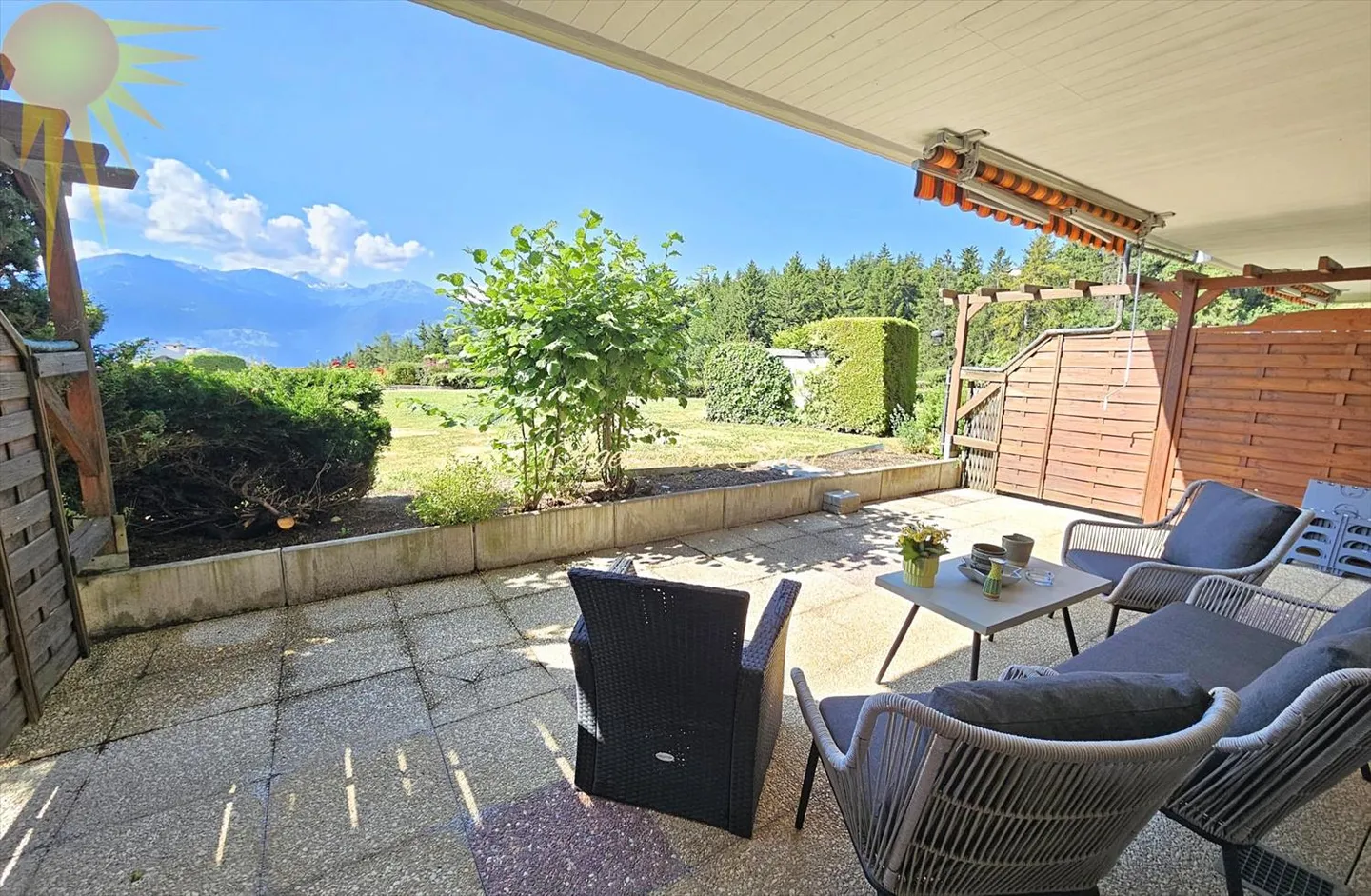 En exclusivité ! Charmant 2.5 pièces, rénové en 2024, avec une grande terrasse p - Photo 9 sur 13