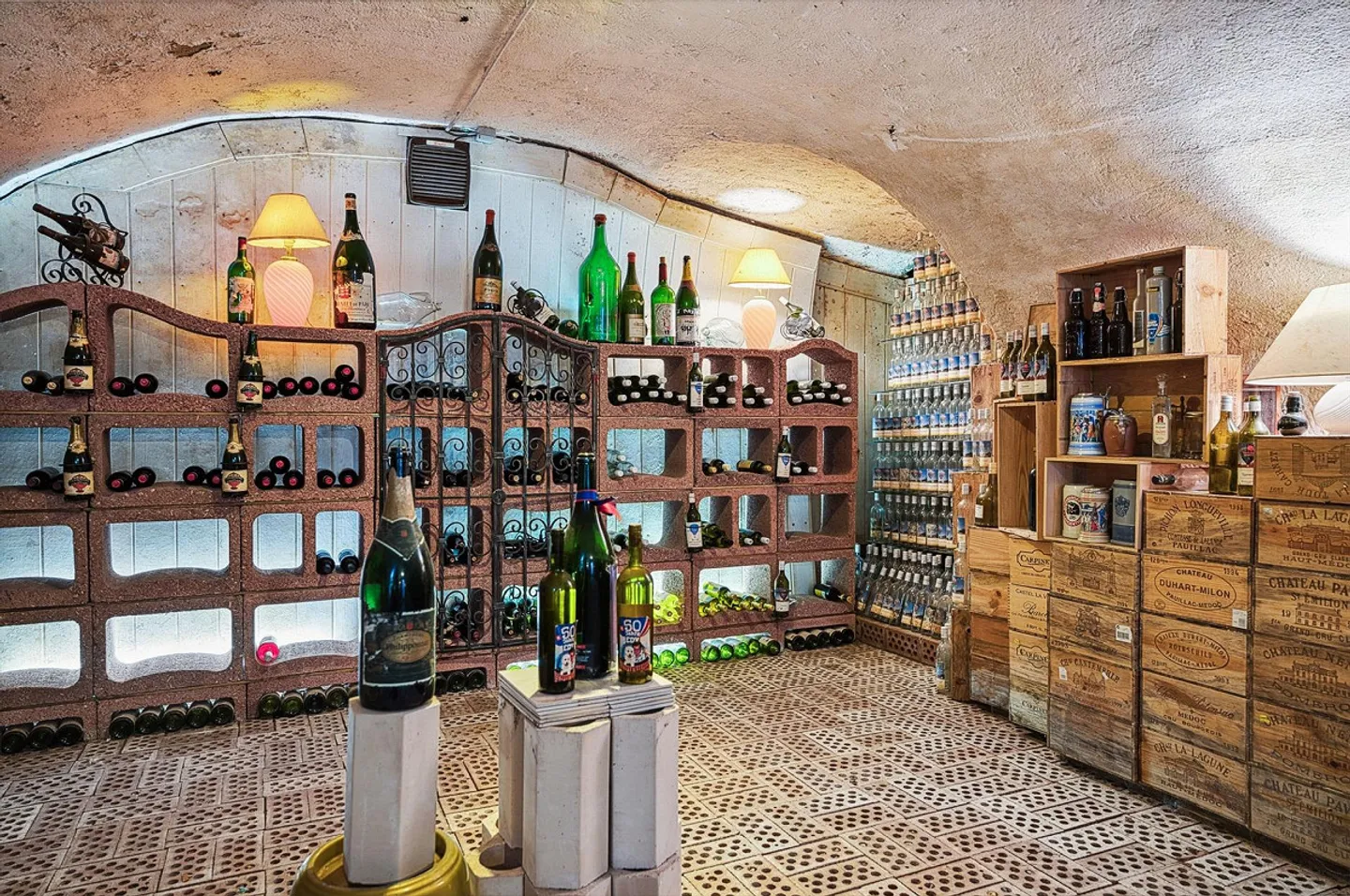 Maison de 6,5 pièces avec jardin paradisiaque. Également adapté comme pension pour animaux. - Photo 12 sur 13