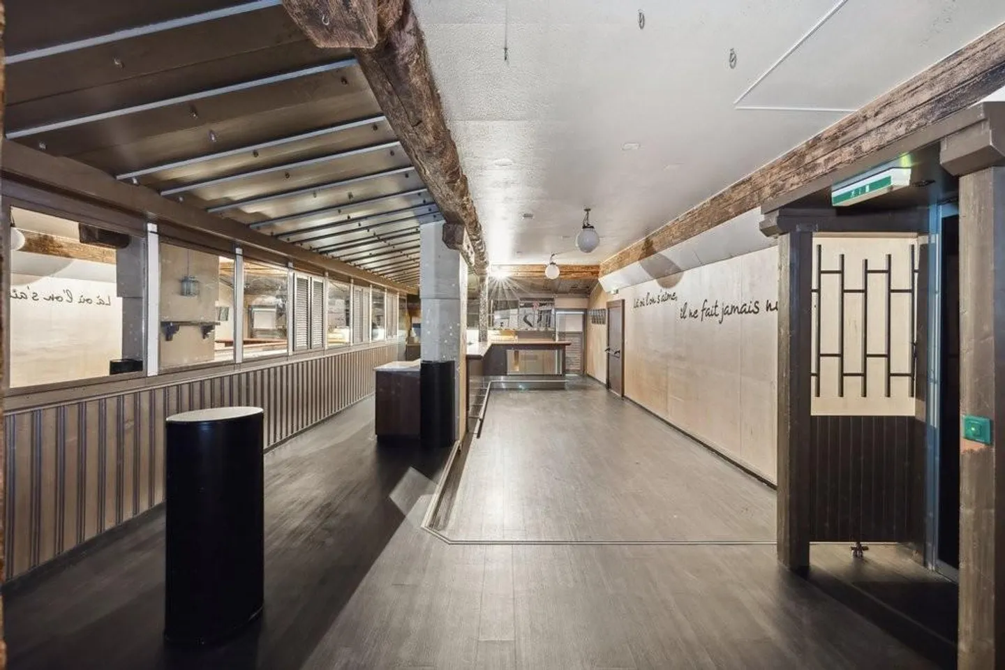 Bar/Discothèque à louer - Photo 3 sur 12