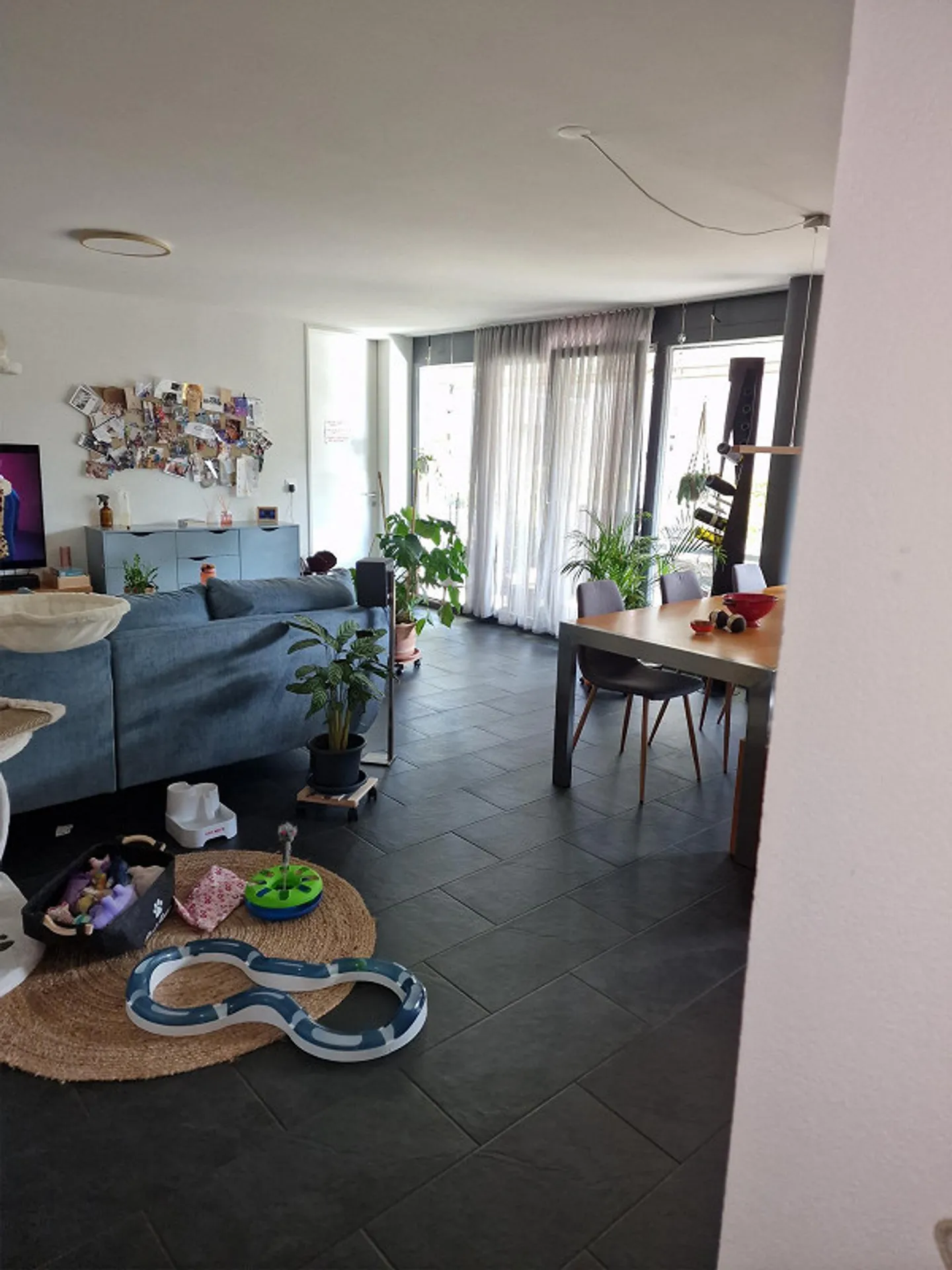 Bella appartamento di 3,5 stanze a Herrenschwanden - Foto 2 di 7