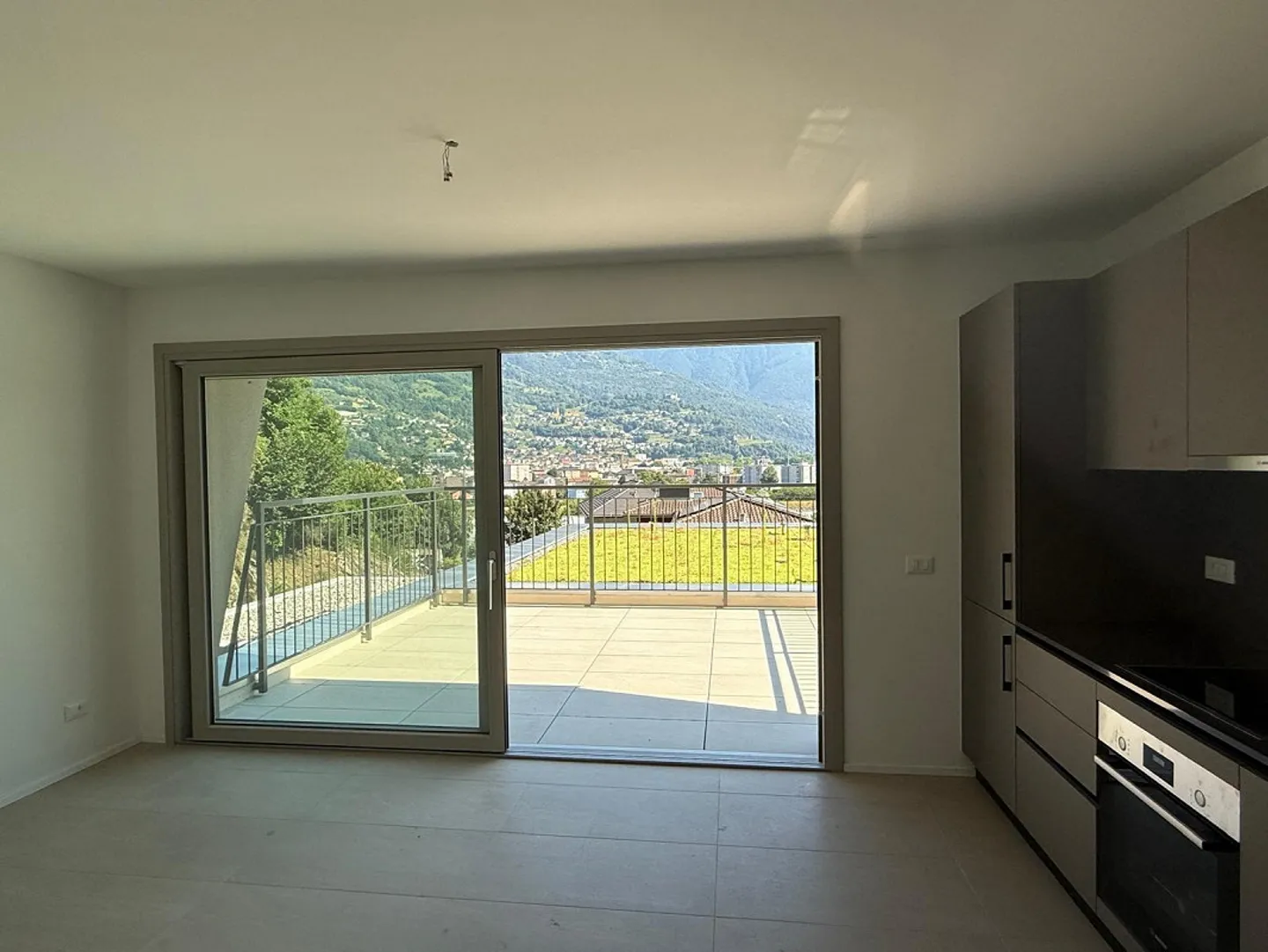 Carasso - Appartement Nouvelle Construction 2.5 Pièces - Photo 2 sur 5