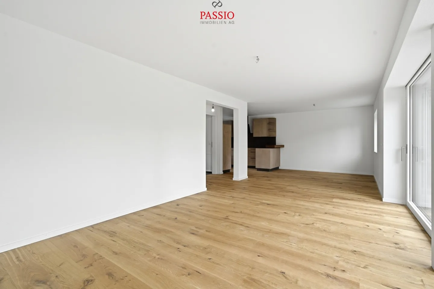 Modern Family Home in Studen - Photo 7 of 42