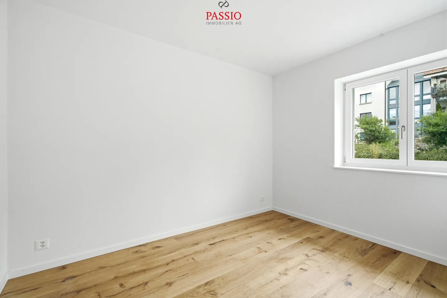 Modern Family Home in Studen - Photo 13 of 42