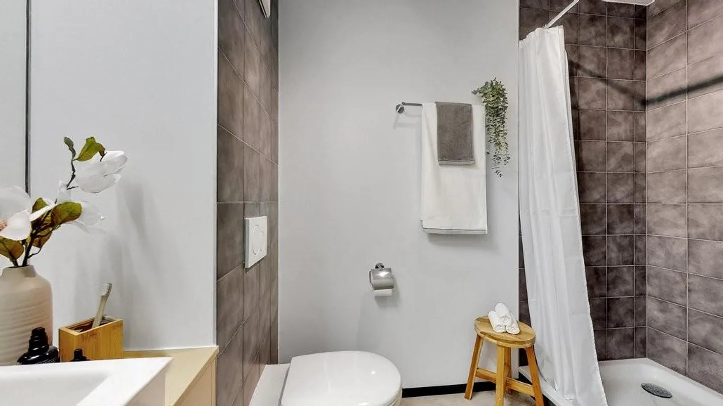 Appartement Moderne en Zone Verte - Photo 6 sur 9