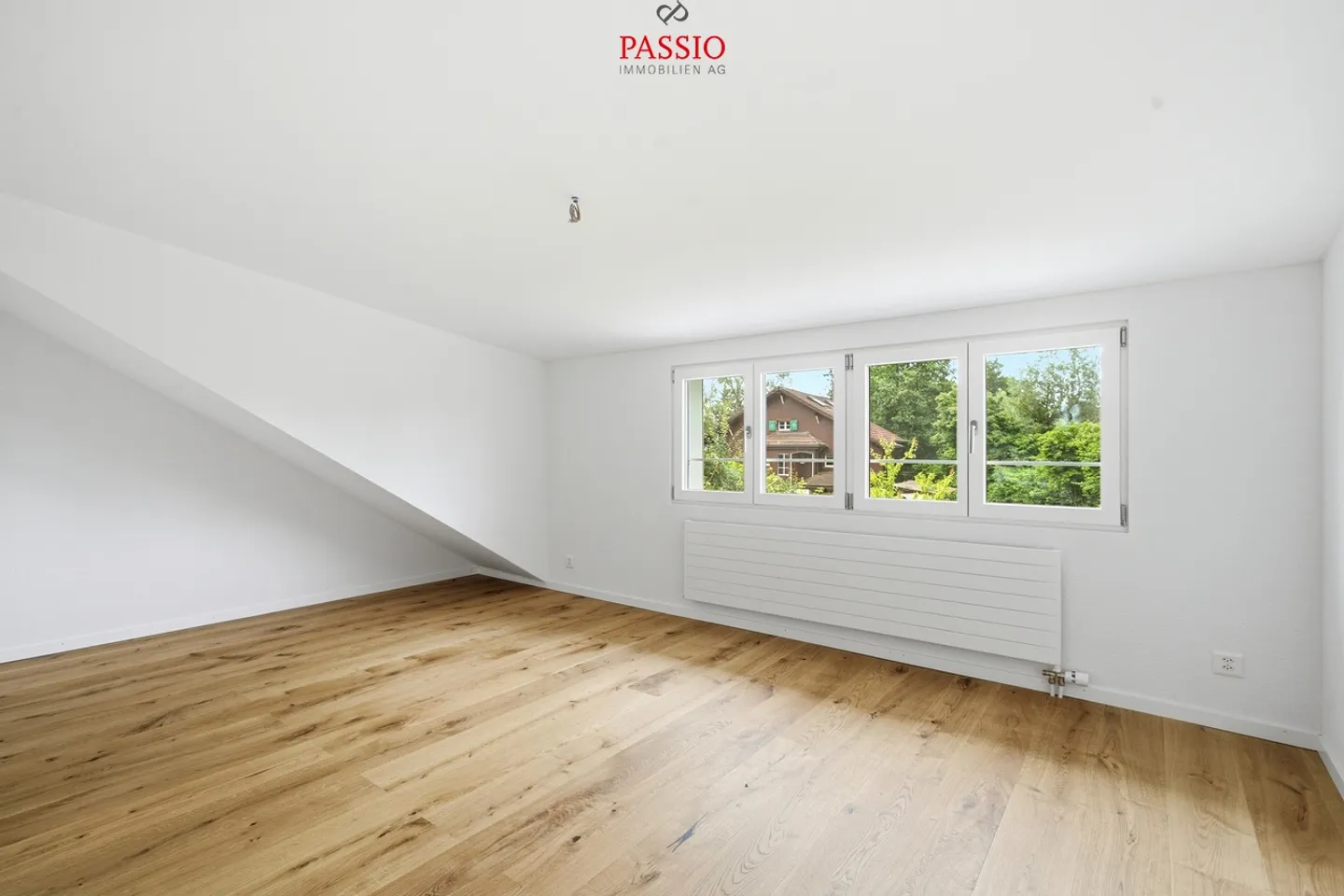 Modern Family Home in Studen - Photo 27 of 42