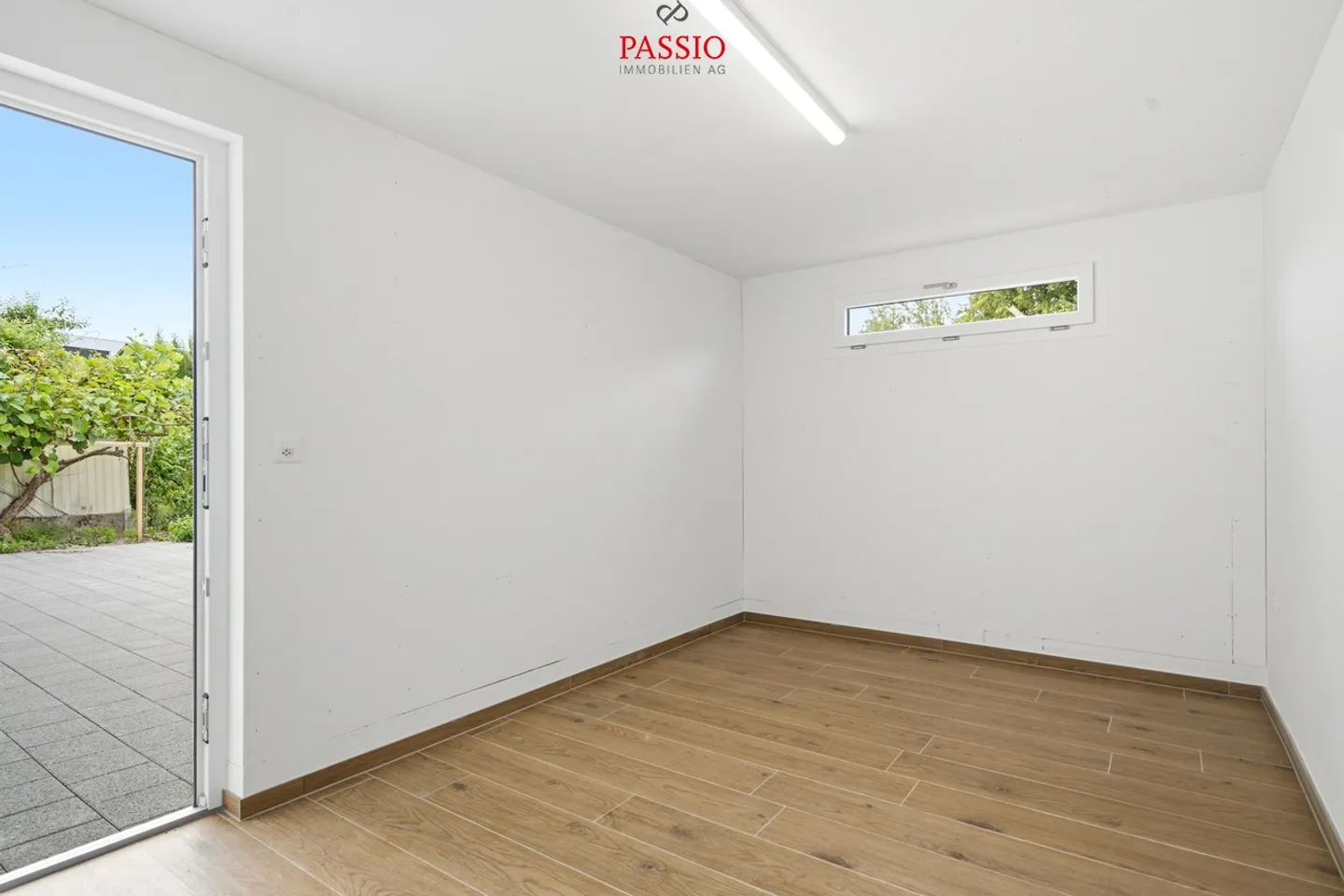 Modern Family Home in Studen - Photo 31 of 42