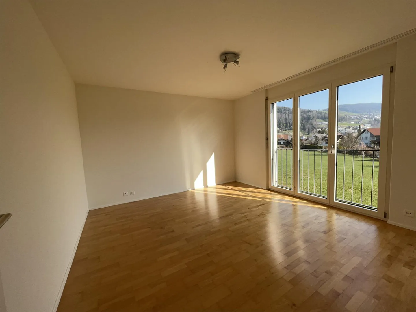 A prime location in a quiet residential area - Photo 4 of 4