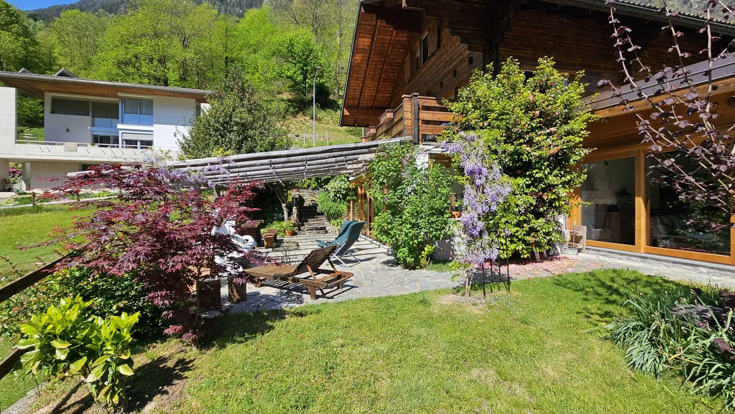 AFFASCINANTE CASA UNIFAMILIARE A SOAZZA - Foto 3 di 20