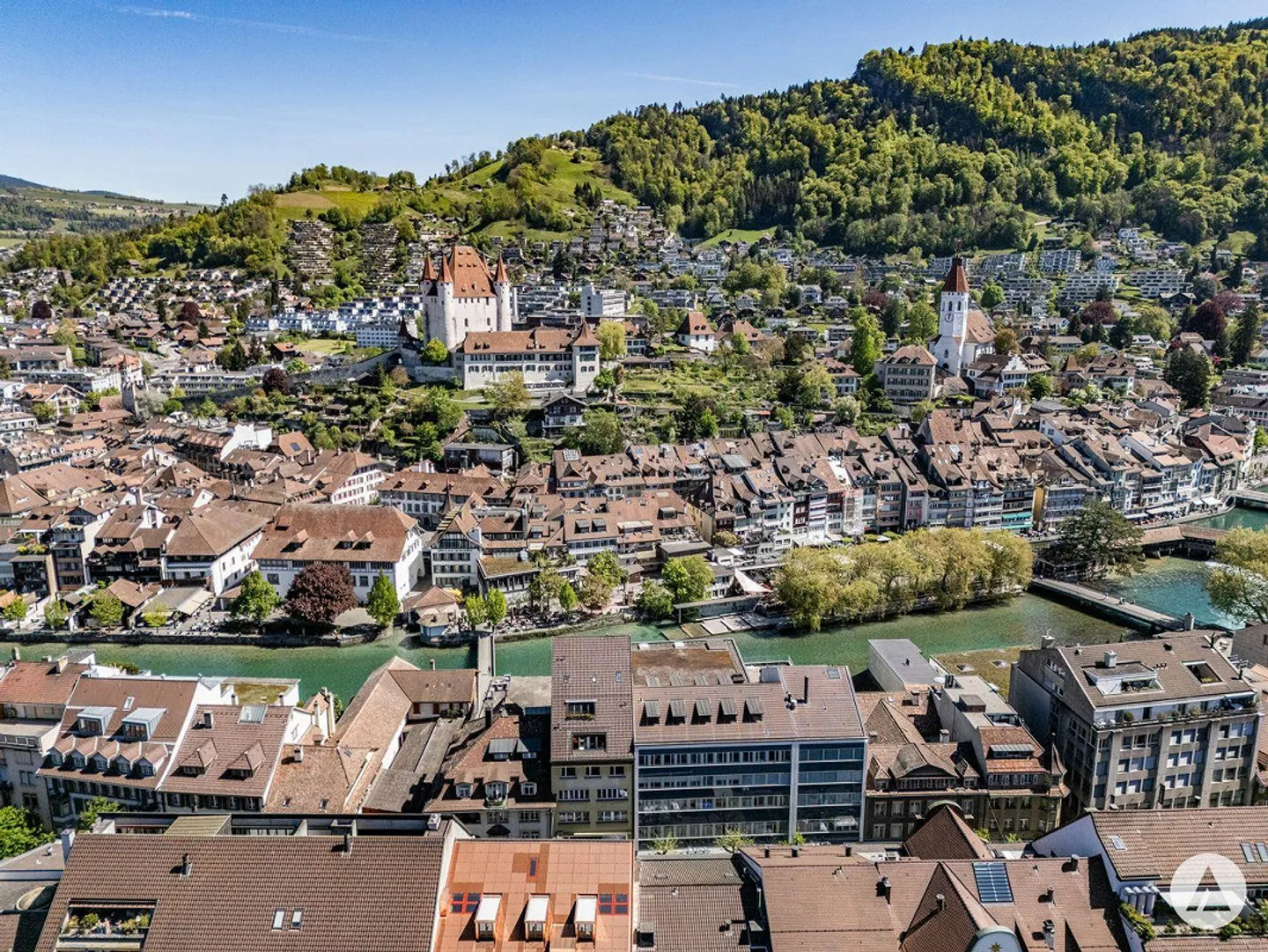 Investment opportunity in the vibrant Bälliz - Photo 4 of 13