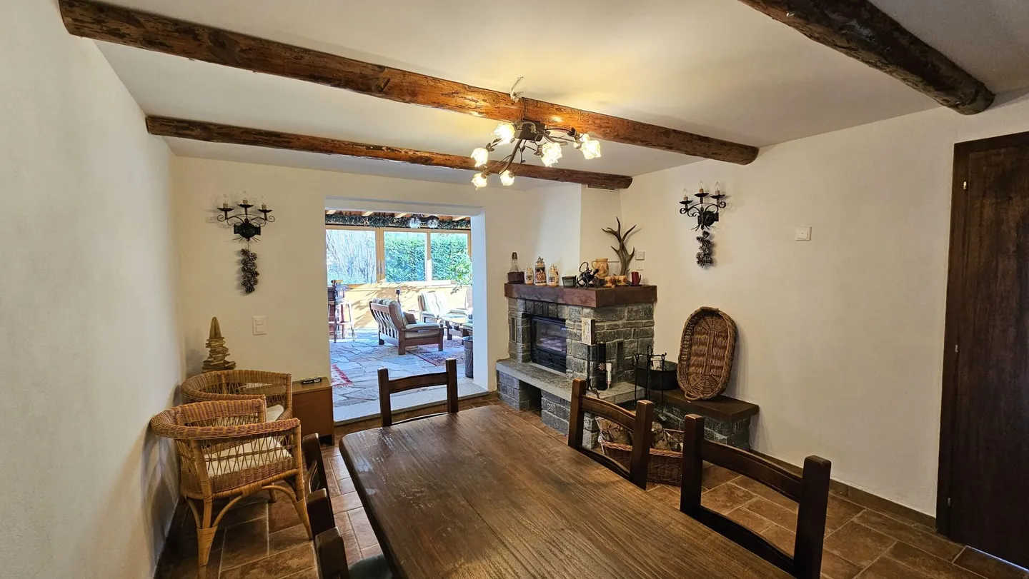 AFFASCINANTE CASA UNIFAMILIARE A SOAZZA - Foto 6 di 20