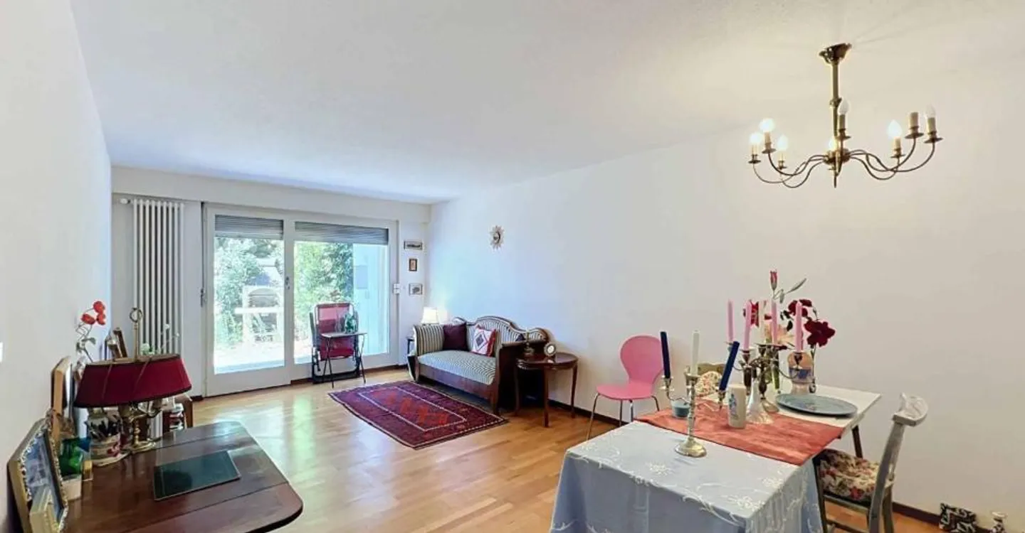 Charmante Wohnung mit Terrasse - Foto 2 von 10