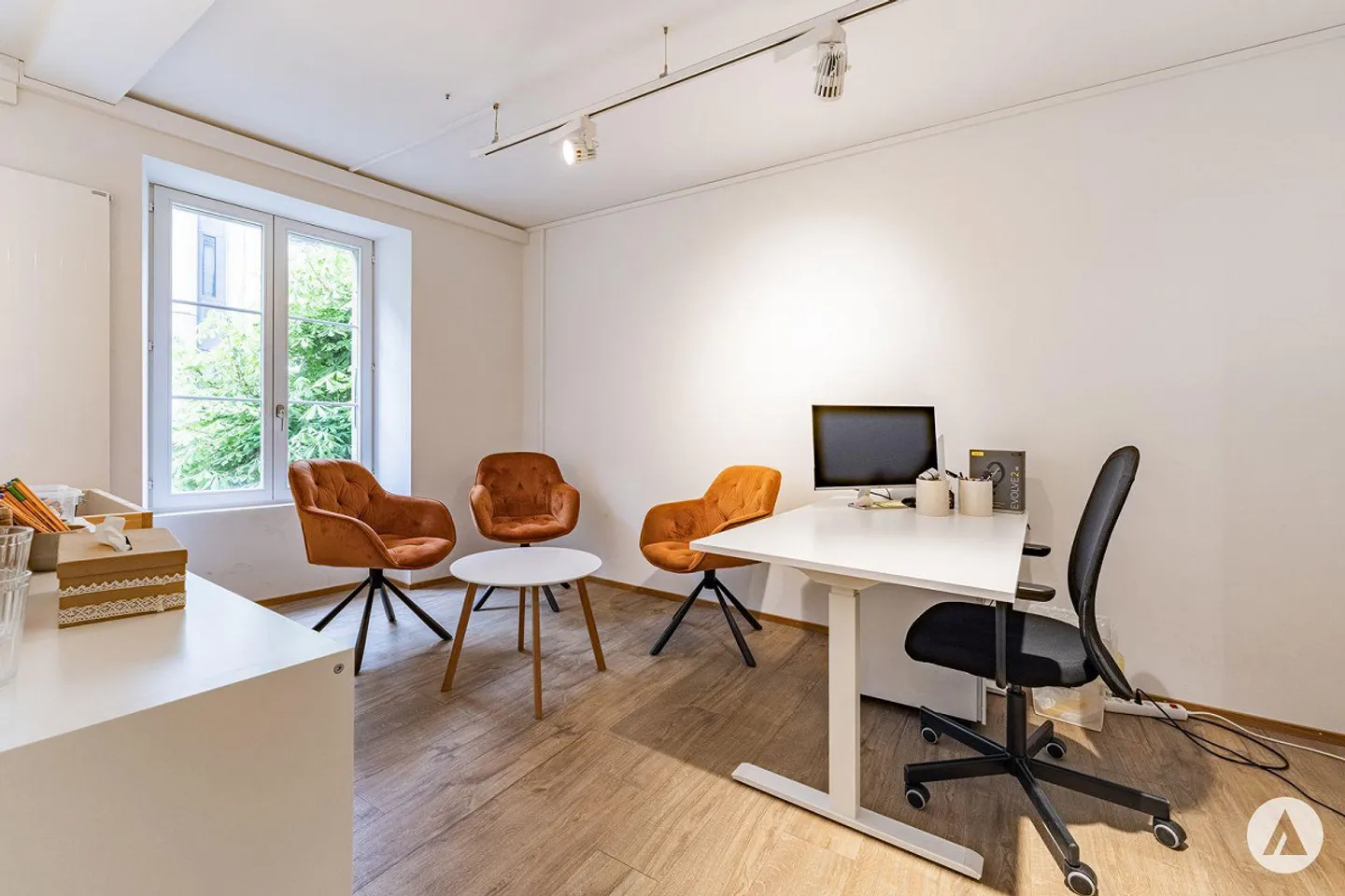 Investment opportunity in the vibrant Bälliz - Photo 9 of 13