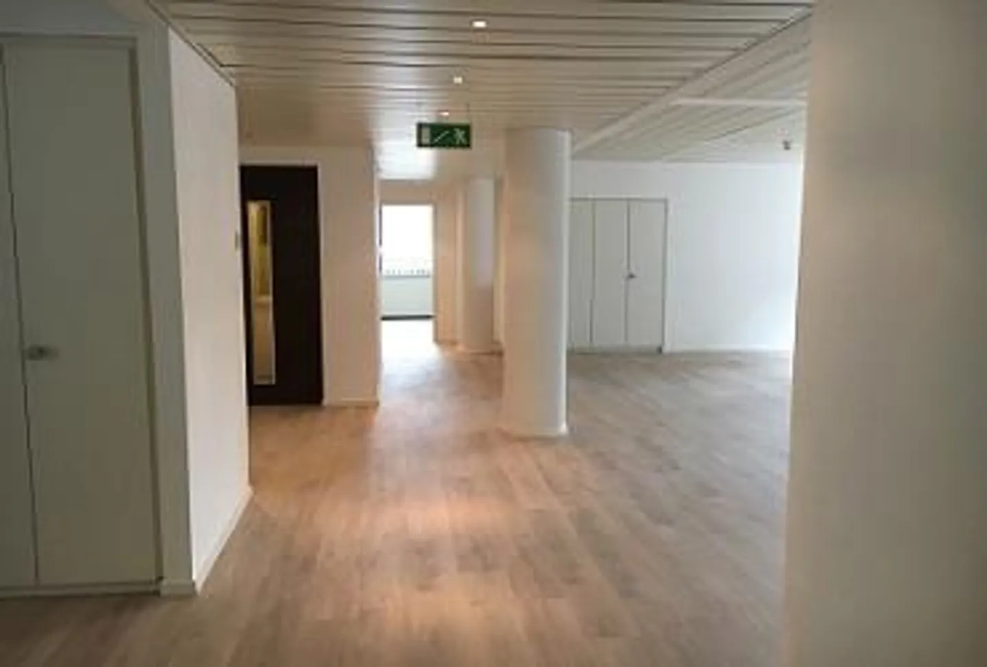 CHIASSO, BÜROGEBÄUDE ZU MIETEN - CHIASSO CORSO SAN GOTTARDO GEBIET - Foto 22 von 22