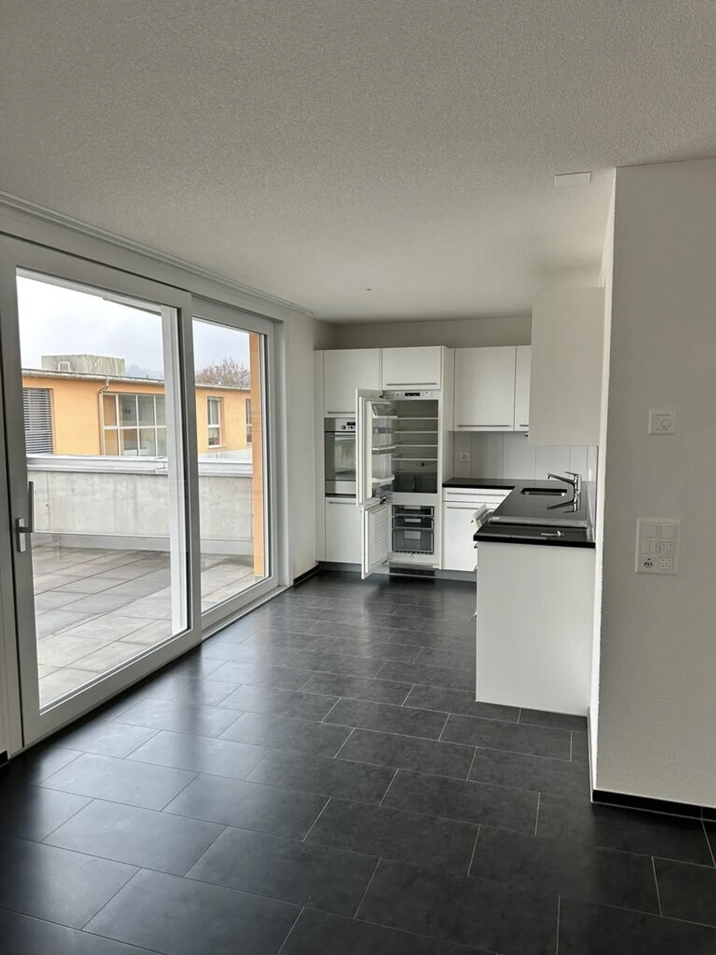 Living Comfort for Connoisseurs - Photo 5 of 6