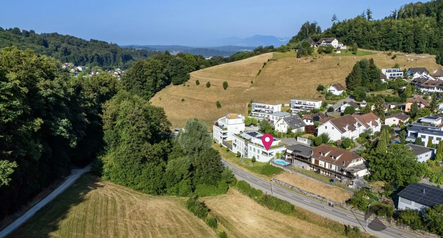 Vivere moderno in un ambiente vicino alla natura - Foto 11 di 12