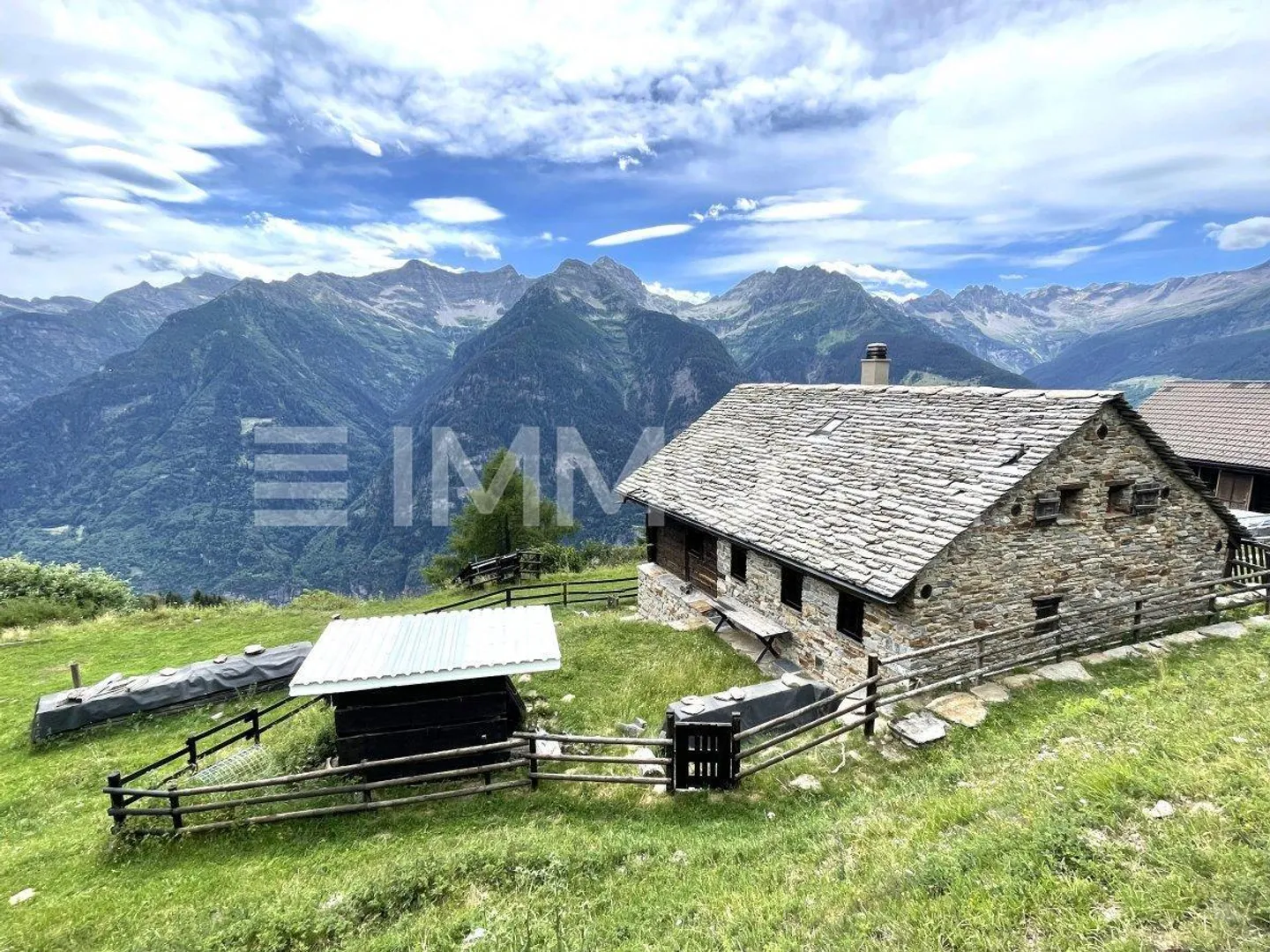 Charmante maison rustique avec vue - Photo 2 sur 5