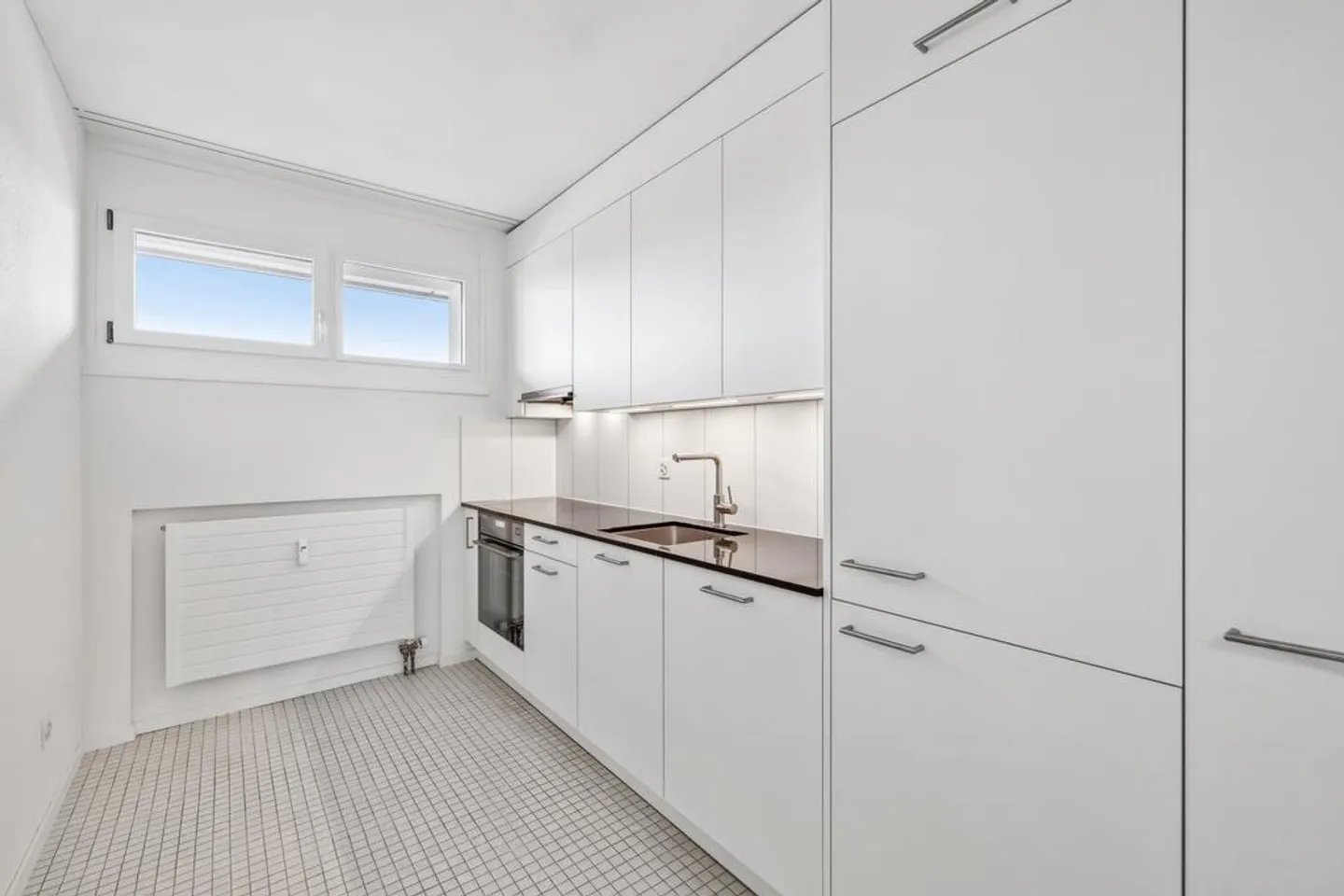 Appartement rénové avec vue dans le quartier Mischeli - Photo 5 sur 11