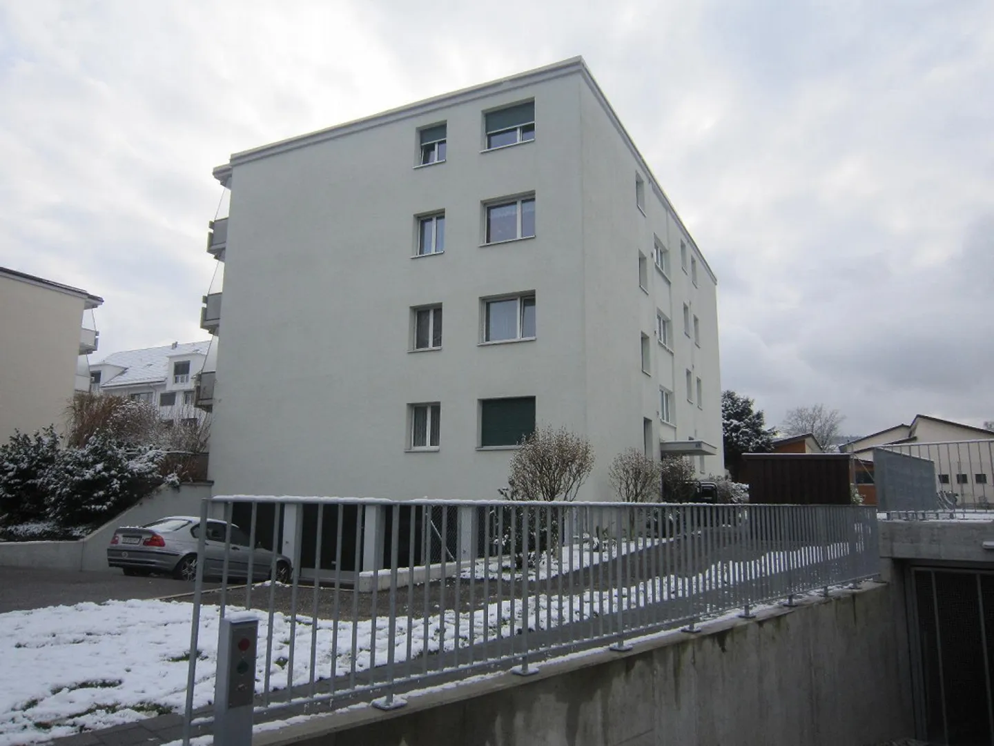 Einstellplatz zu vermieten  per sofort oder nach Vereinbarung - Foto 1 von 1