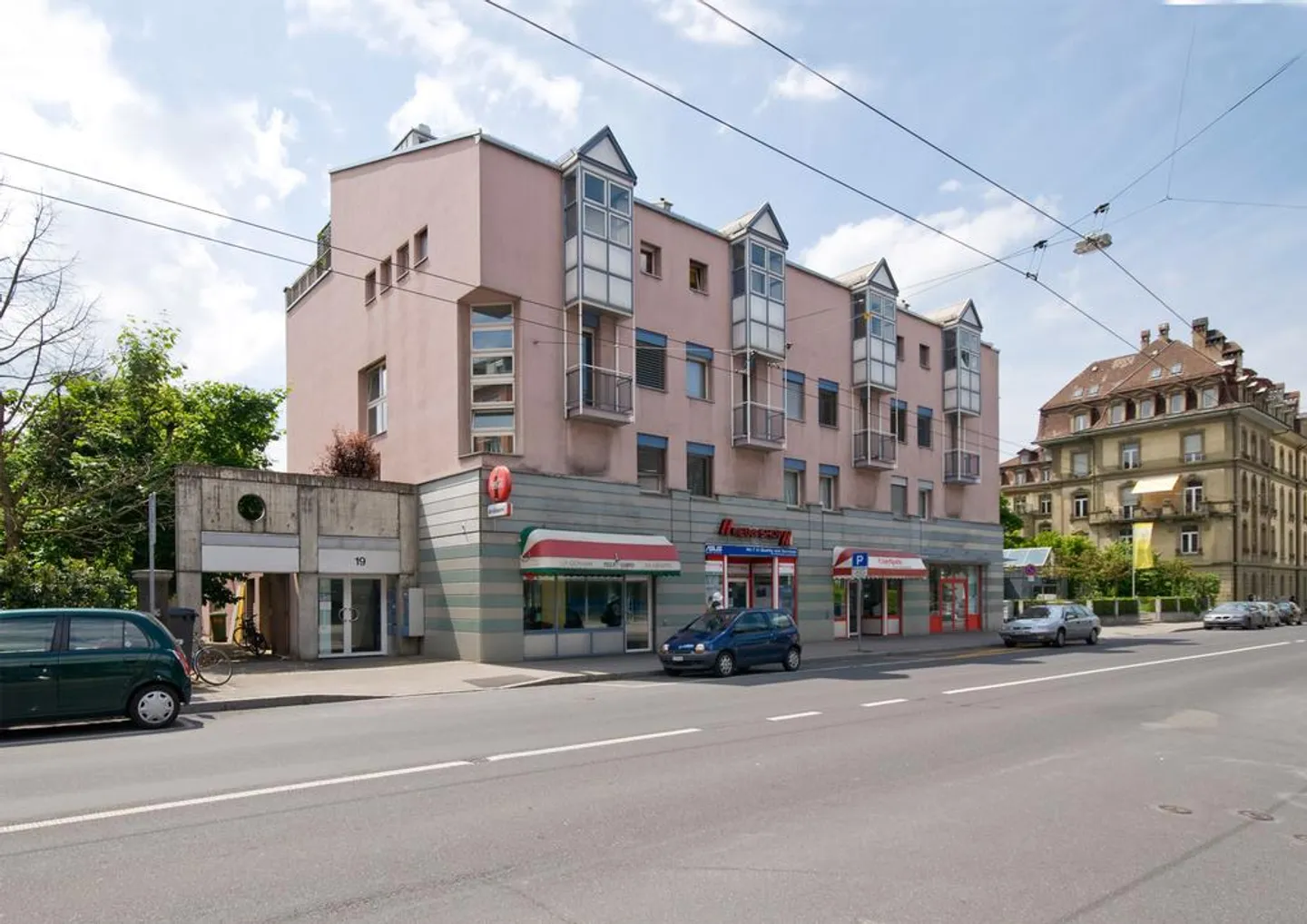 Schluss mit Parkbussen & langer Parkplatzsuche - Foto 1 von 1