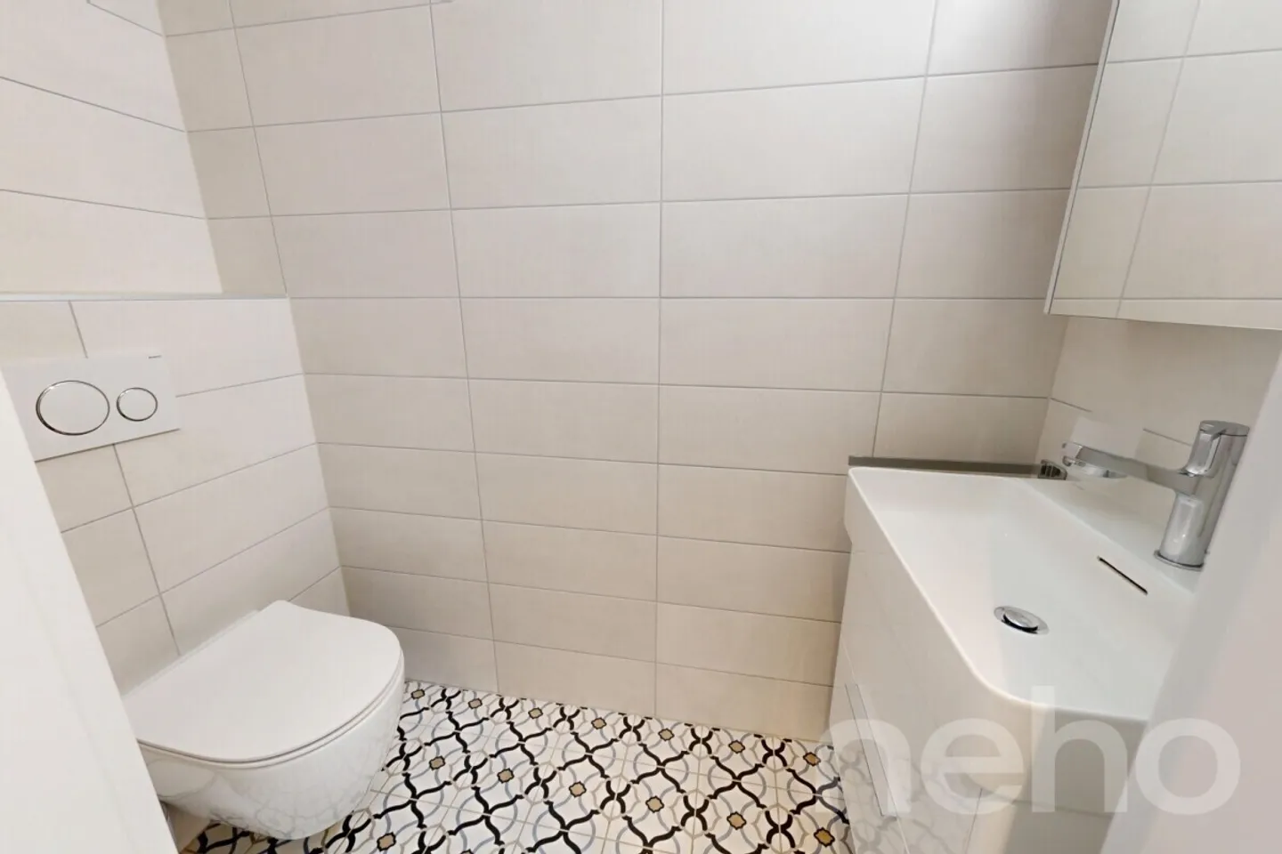 4,5 Zimmer Wohnung, lichtdurchflutet mit Garten, im Herzen des Dorfes - Foto 7 von 12