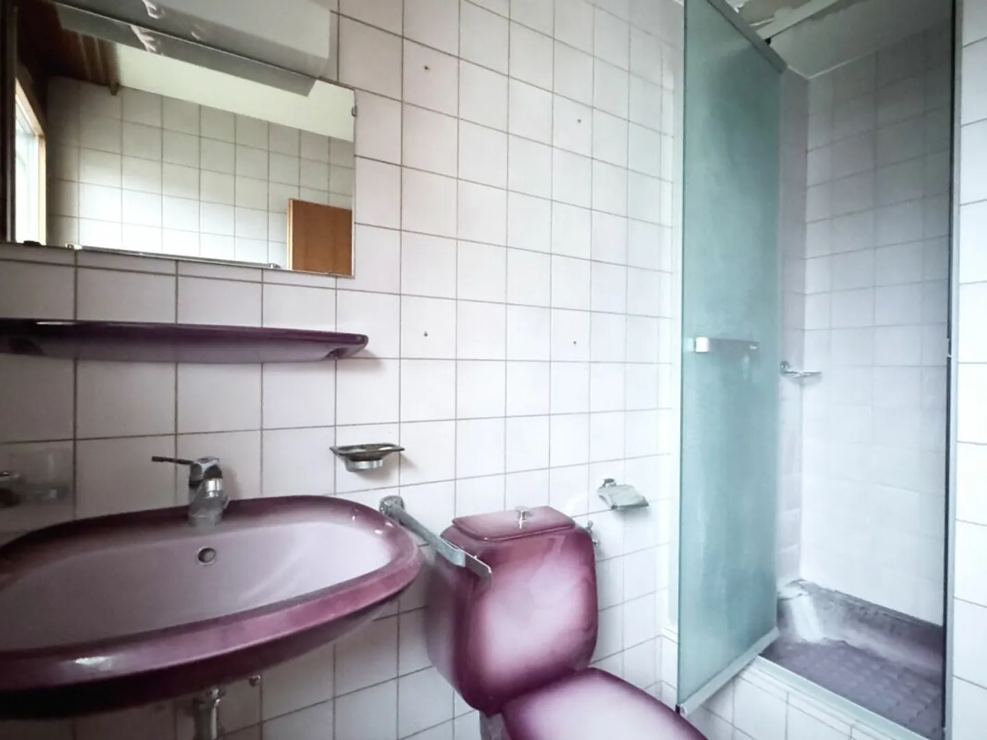 Three-storey apartment of 180 m2 for renovation in Nyon - Photo 12 of 14