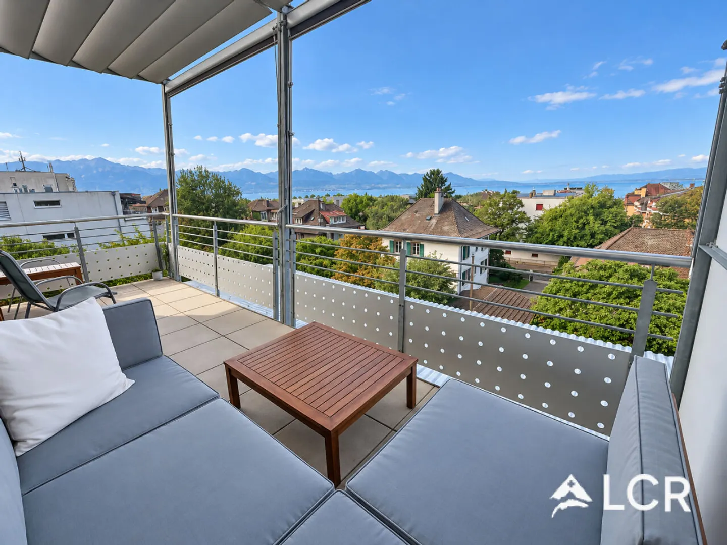 Appartement Meublé avec Vue Lac - Photo 4 sur 10