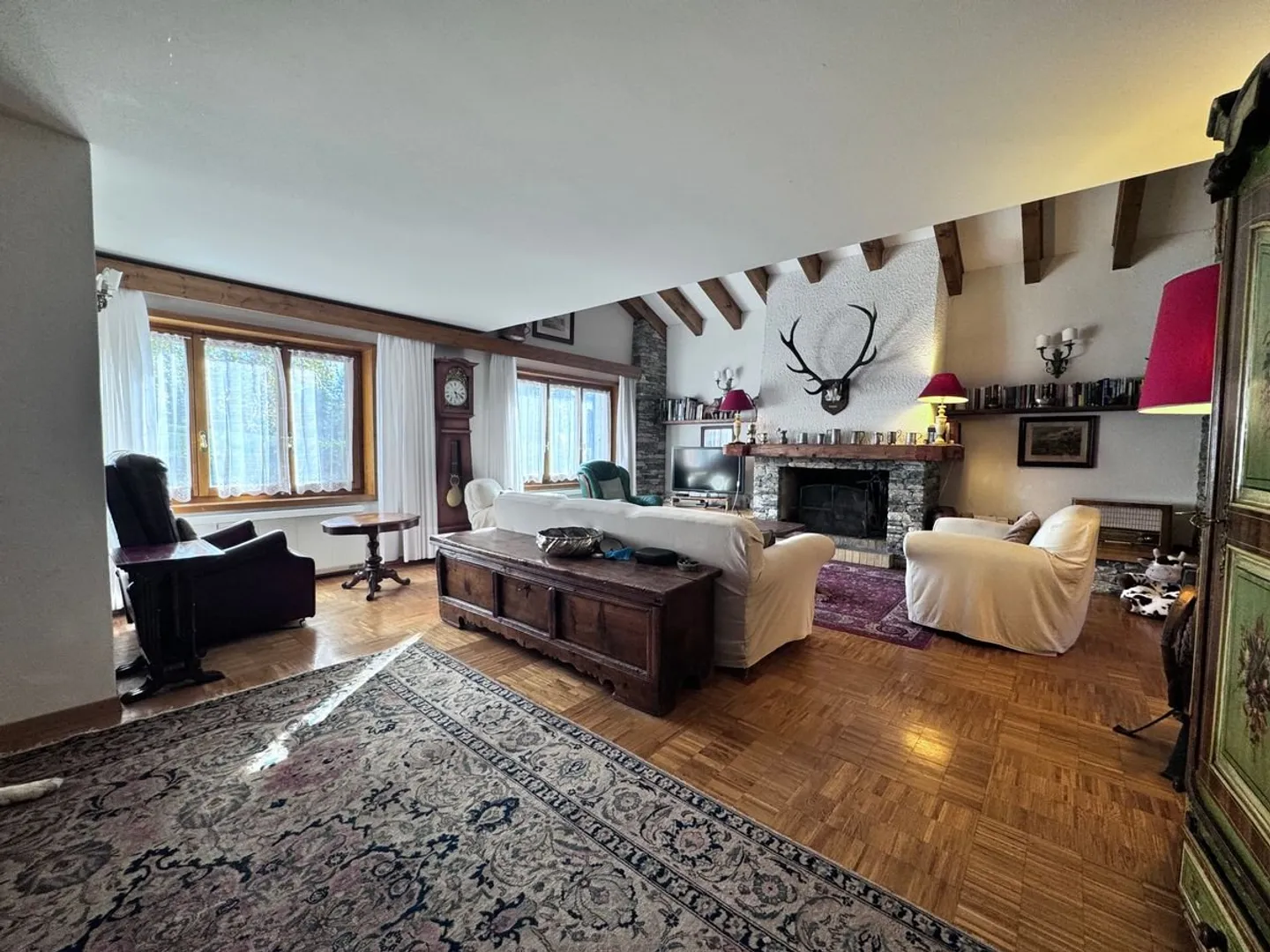 Exceptional Chalet with Independent Apartment Steps from the Ballesteros Golf Course / Ref. 1007-675 - Photo 5 of 13