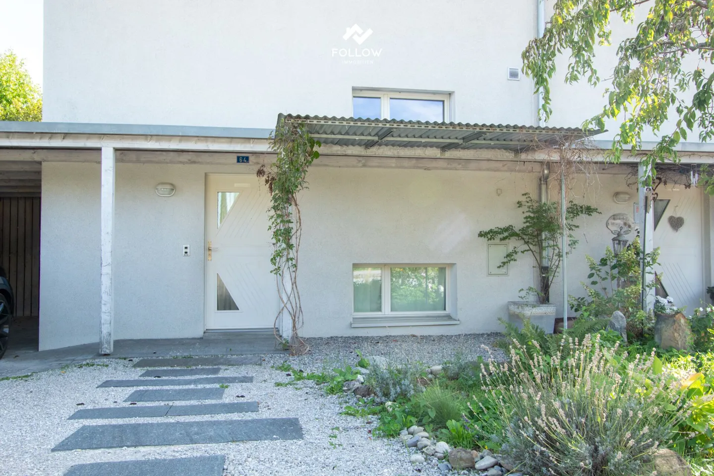 Charmantes Doppelhaus mit Garten - Foto 3 von 23