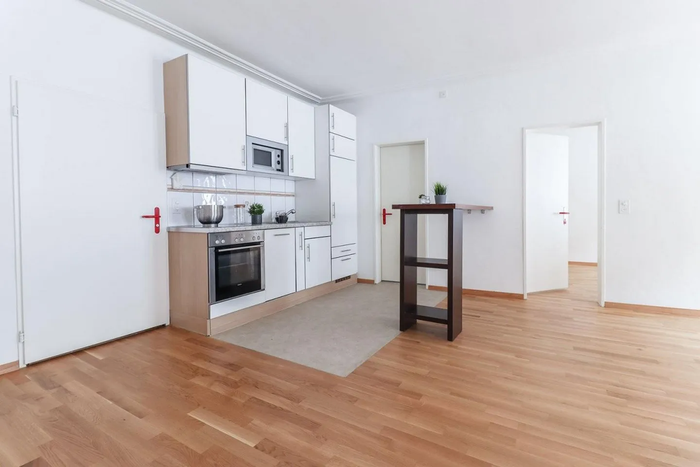 Charming 4.5-room apartment - Photo 3 of 7