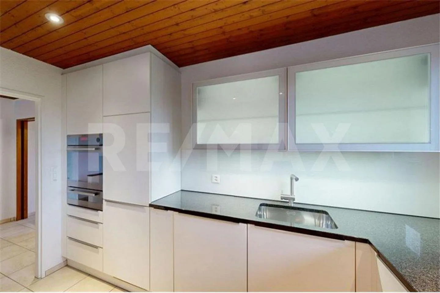 Maison individuelle spacieuse de 7,5 pièces avec vue fantastique - Photo 9 sur 13