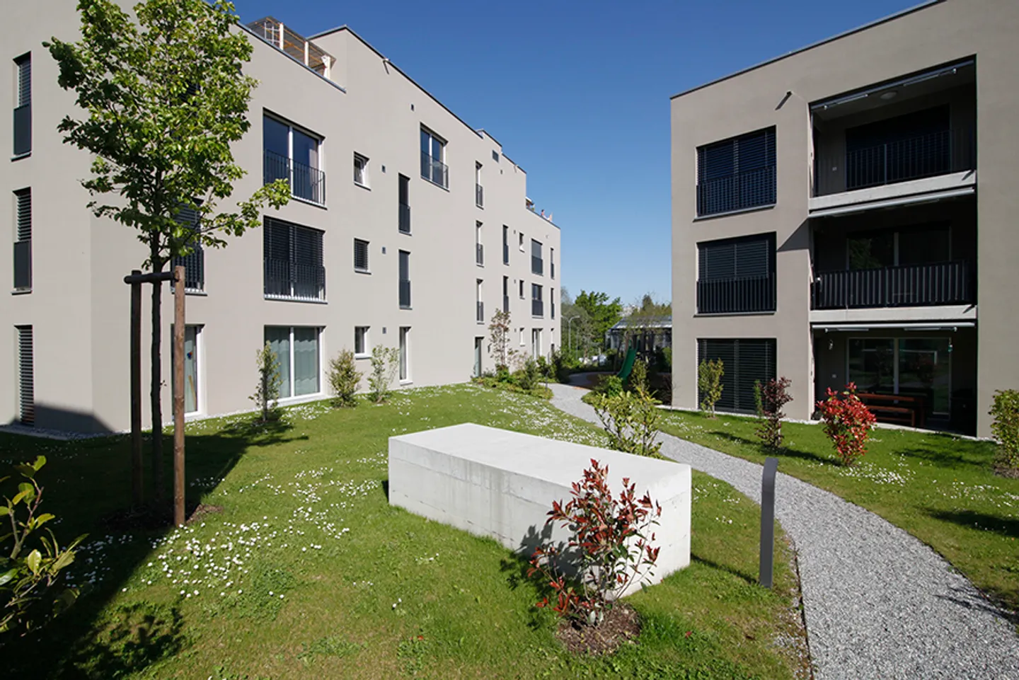 Appartement 2.5 pièces - Foto 1 von 7