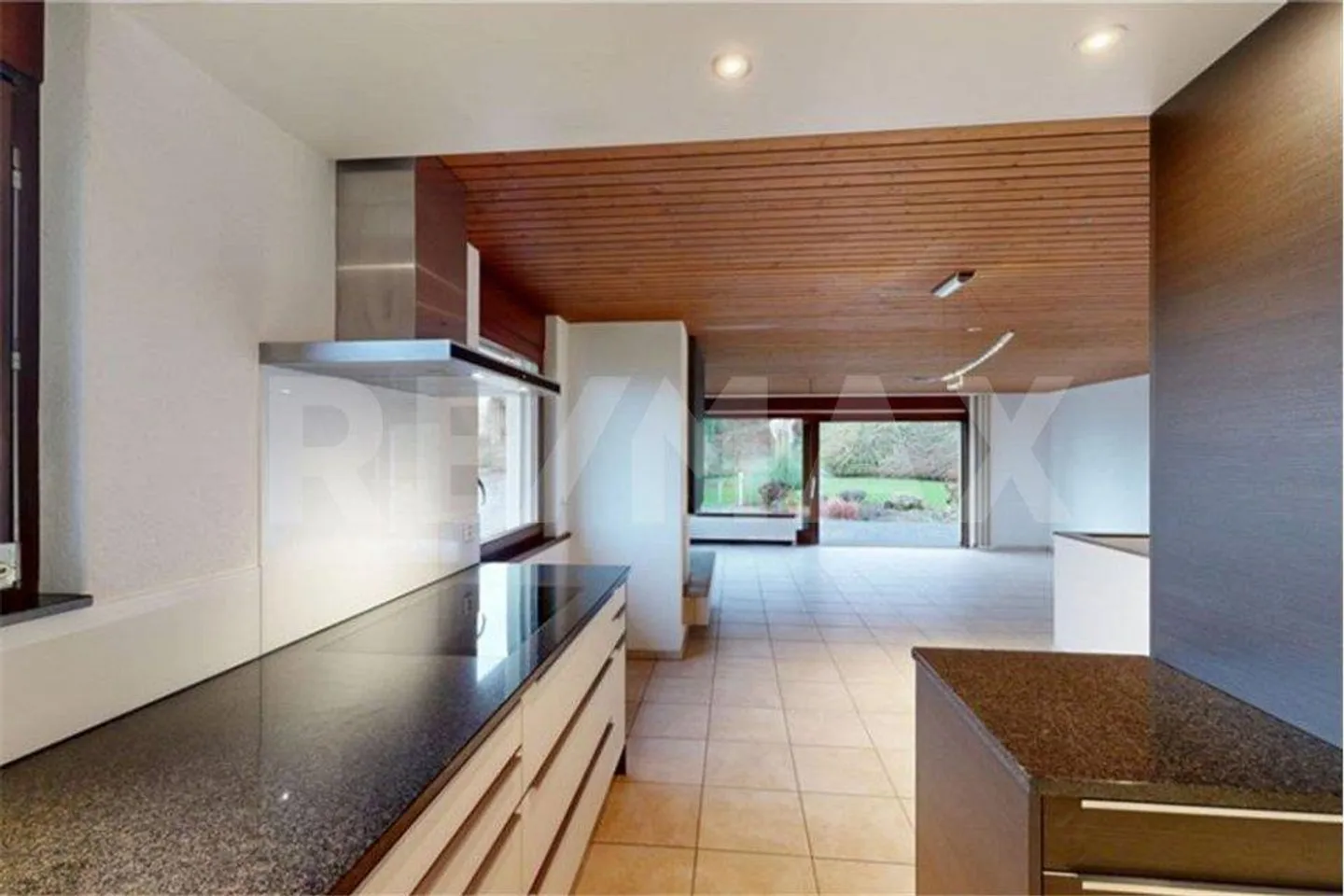 Maison individuelle spacieuse de 7,5 pièces avec vue fantastique - Photo 10 sur 13