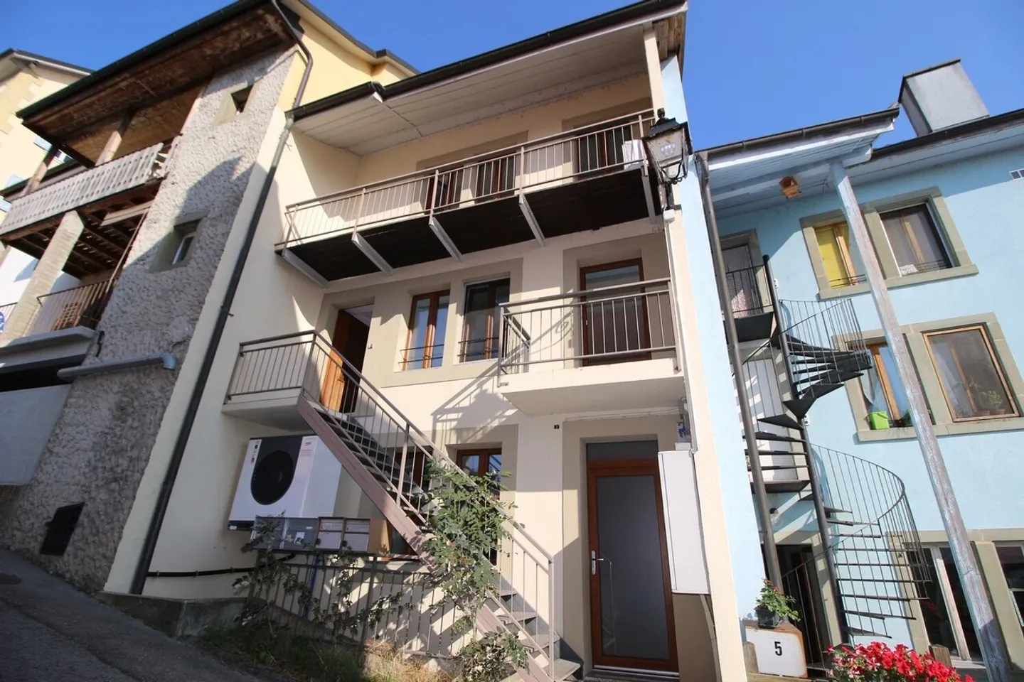 Appartamento in affitto - Foto 9 di 11