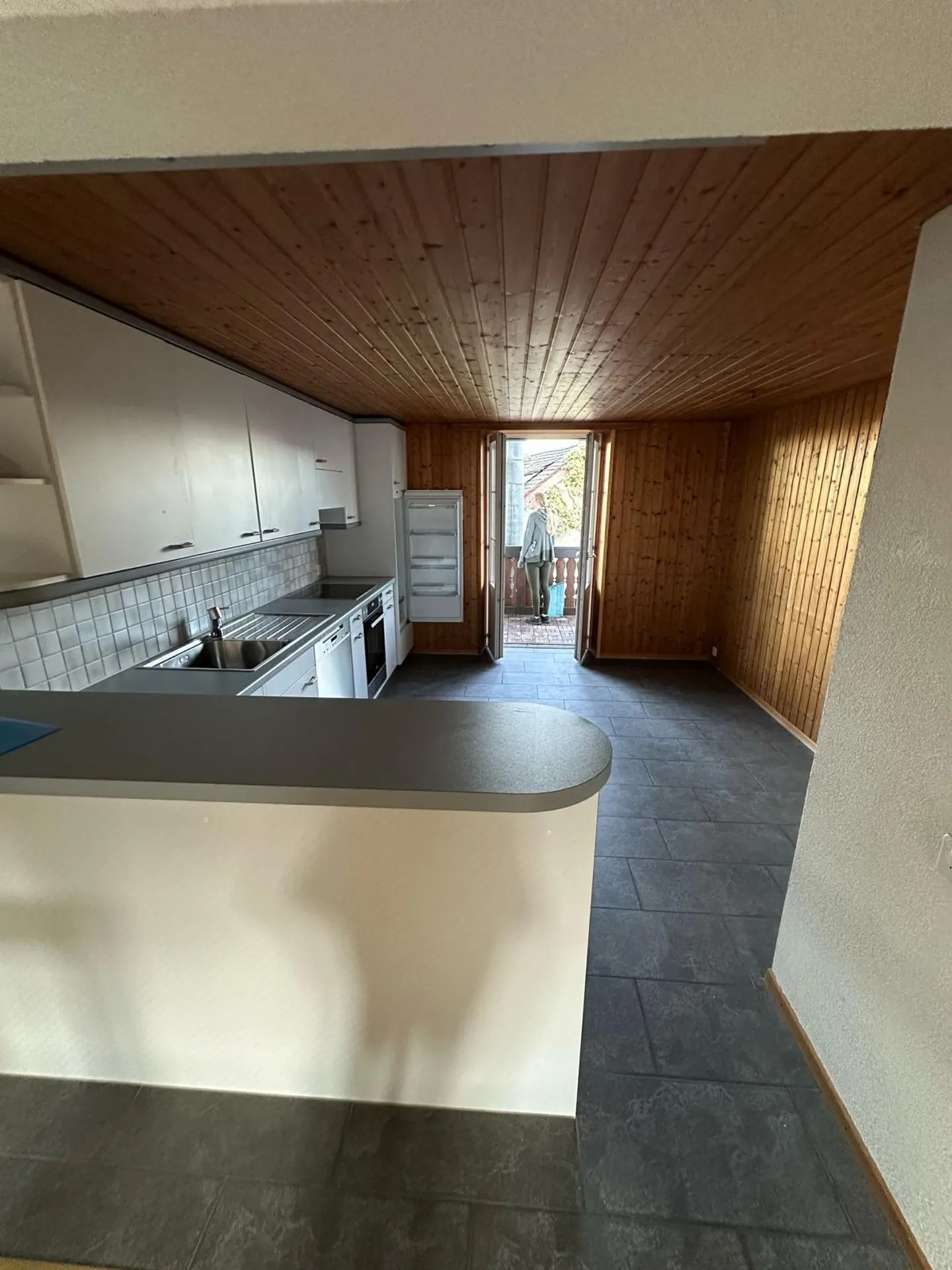 Charmante 4.5-Zimmer-Wohnung in Rüdlingen – ab sofort verfügbar - Foto 3 von 12
