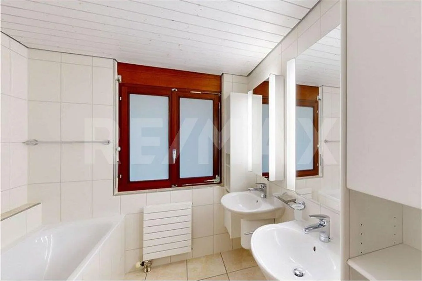 Maison individuelle spacieuse de 7,5 pièces avec vue fantastique - Photo 11 sur 13