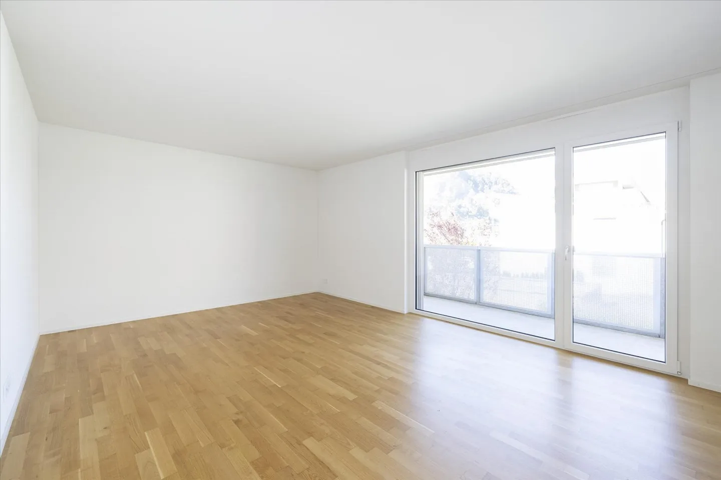 Spacious, sunny and close to Lake Walensee - Photo 1 of 5