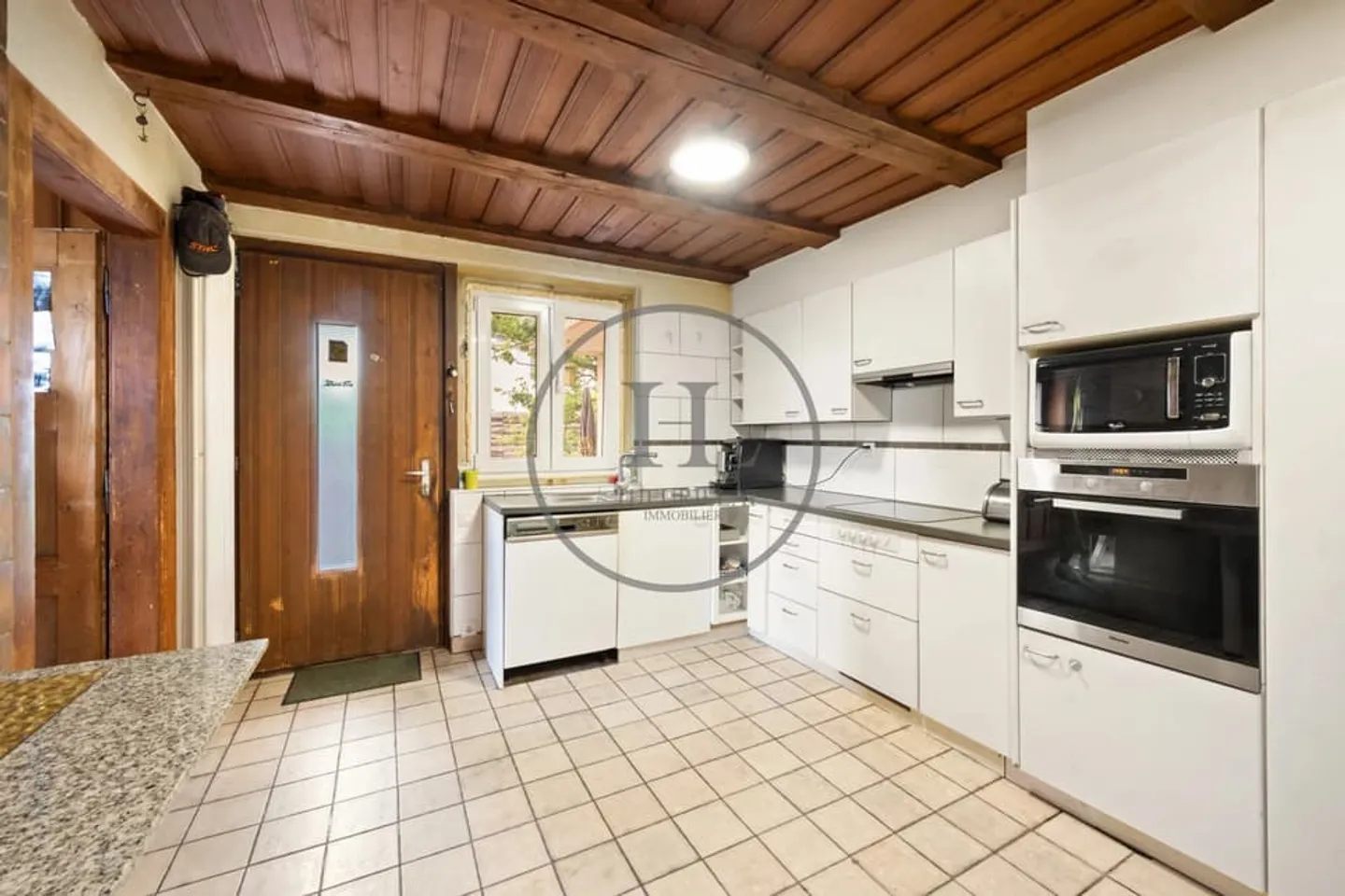 Charmantes Dorfhaus in Le Landeron, Schweiz - Foto 6 von 13