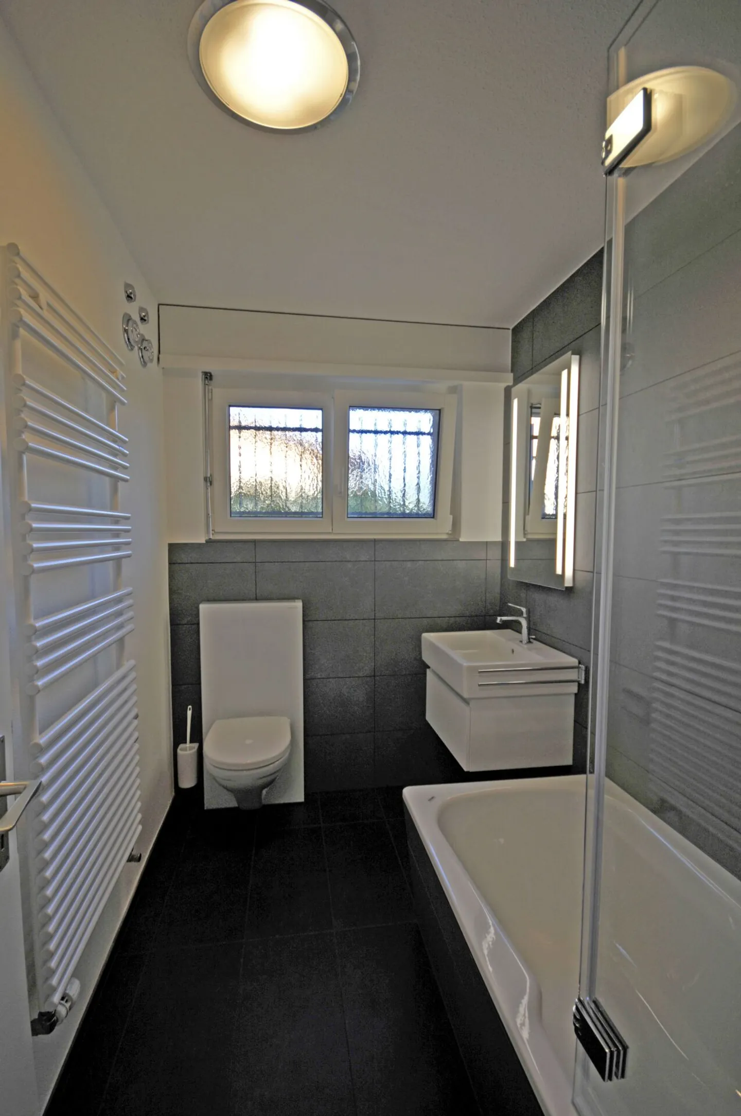 Charmante 2.5 Zimmerwohnung - Foto 3 von 7