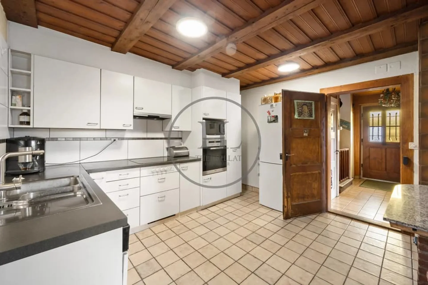 Charmantes Dorfhaus in Le Landeron, Schweiz - Foto 9 von 13